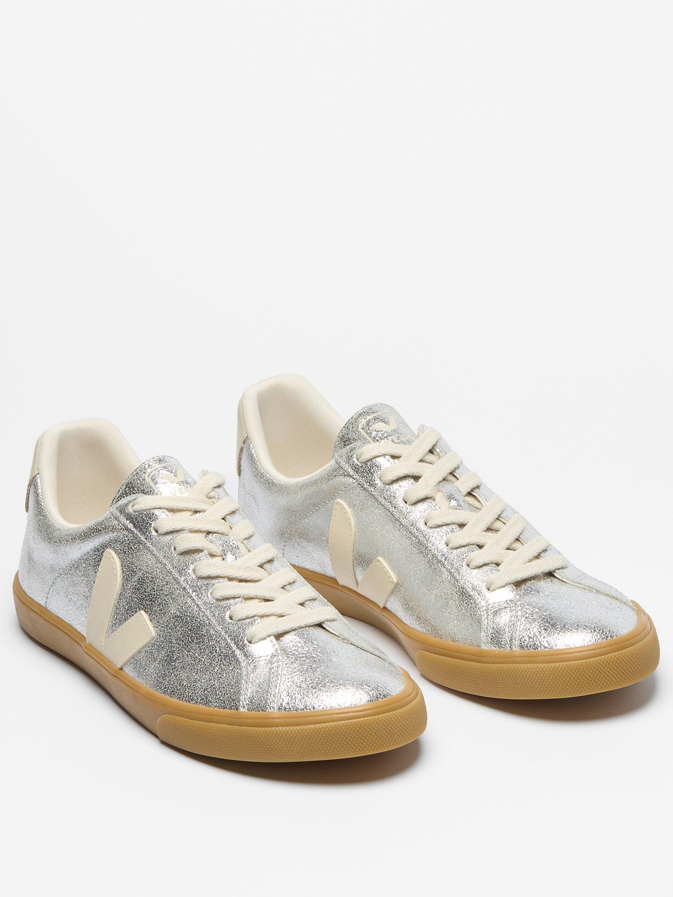 Image 2 of 3 of Veja Esplar Logo Suede Silver_Pierre_Nat, 41 Trainers - Silver
