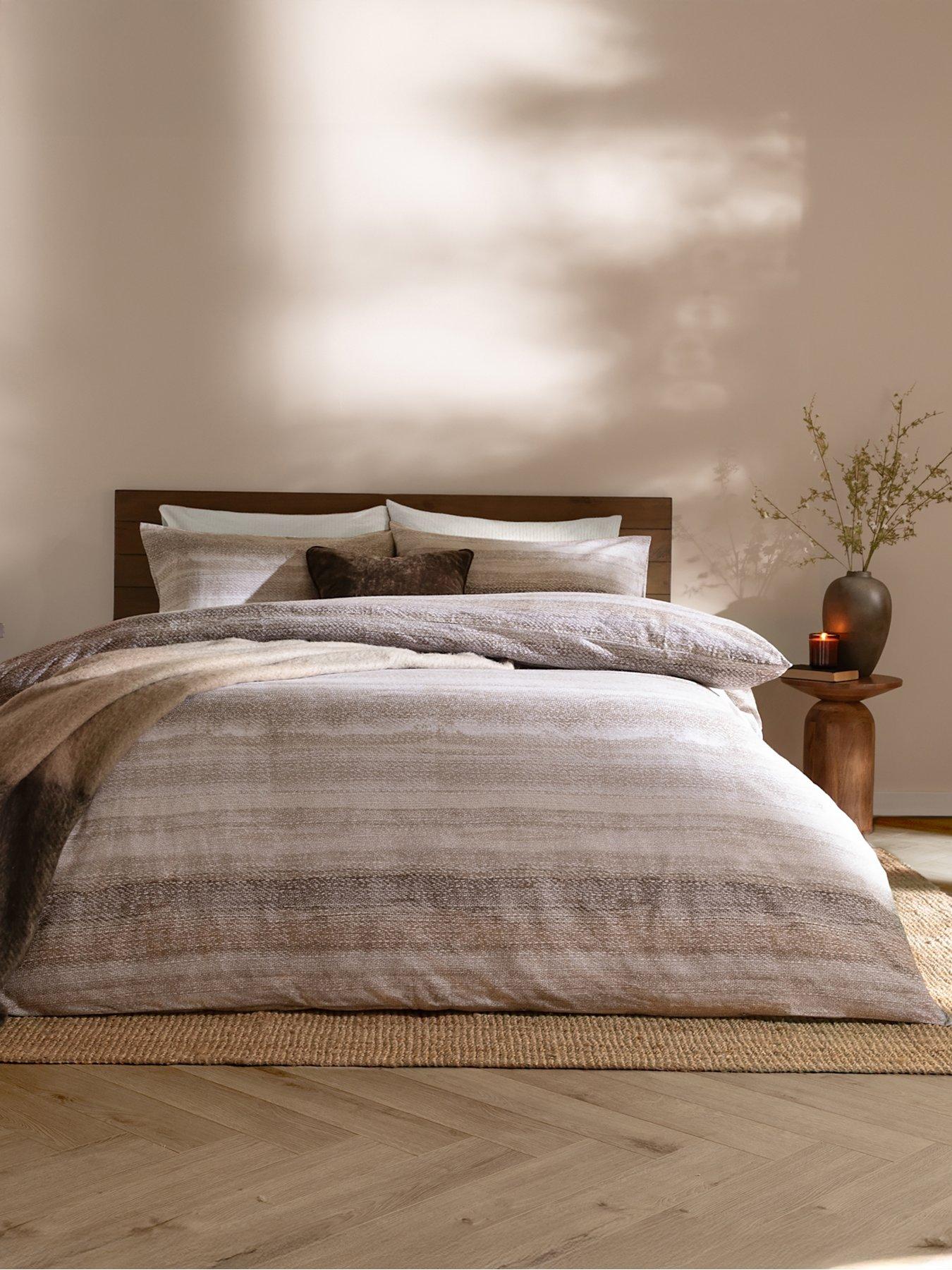 Image 1 of 5 of Yard Swift Super King Duvet Set Natural