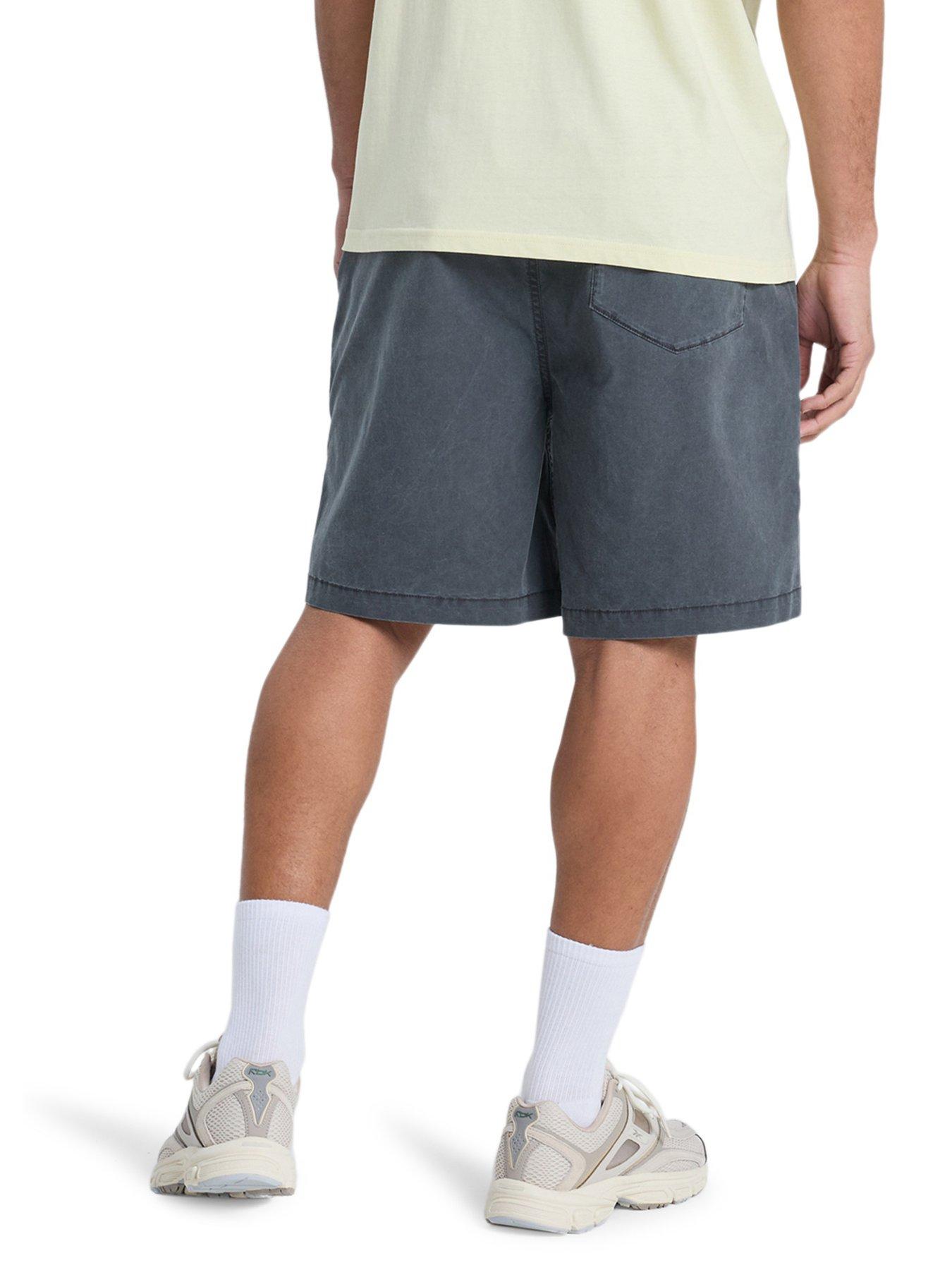 Image 2 of 5 of Quiksilver Mens Taxer 19-Inch Shorts - Black
