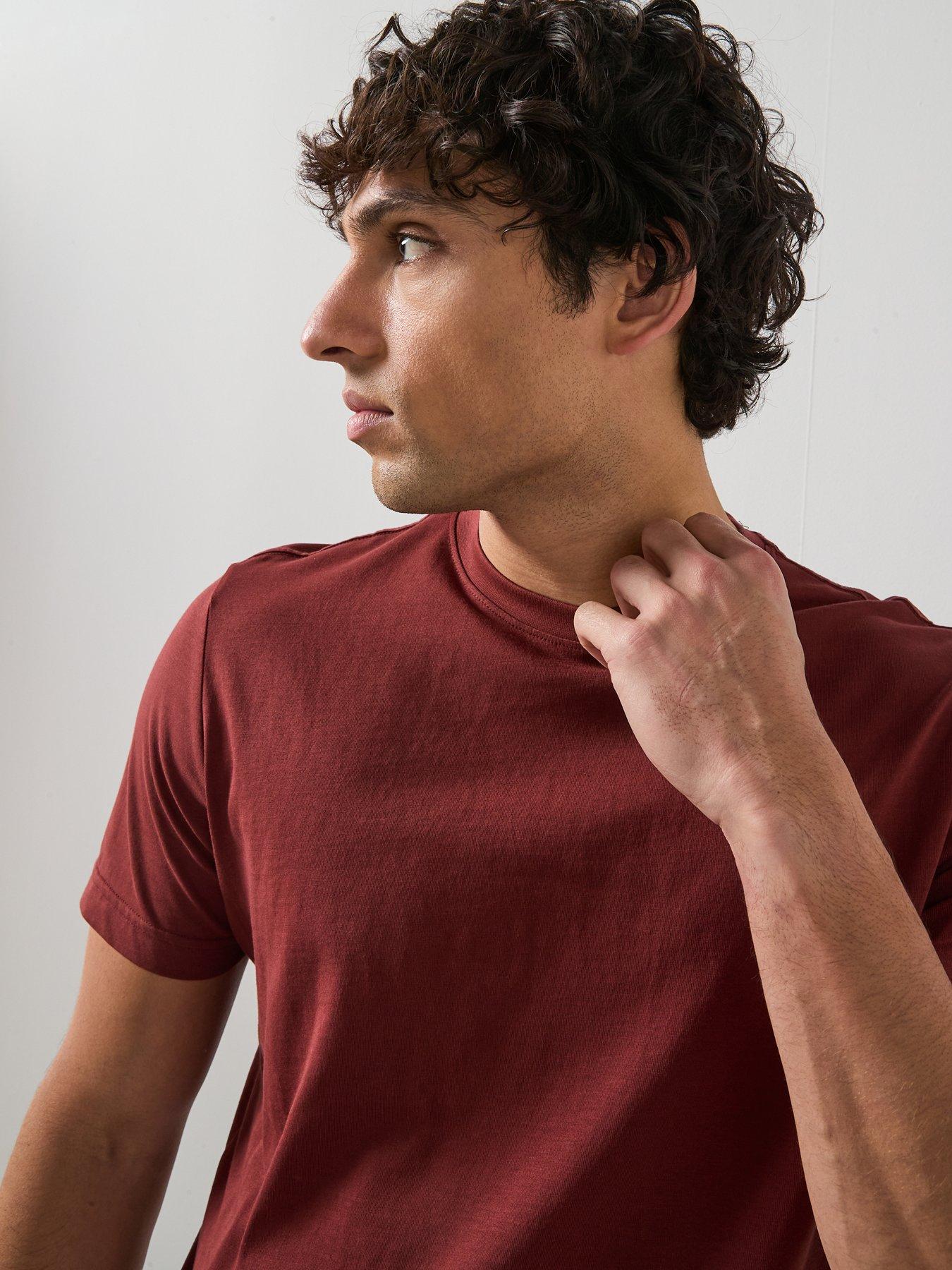  image of mango-cherlo-slim-fit-t-shirt-red