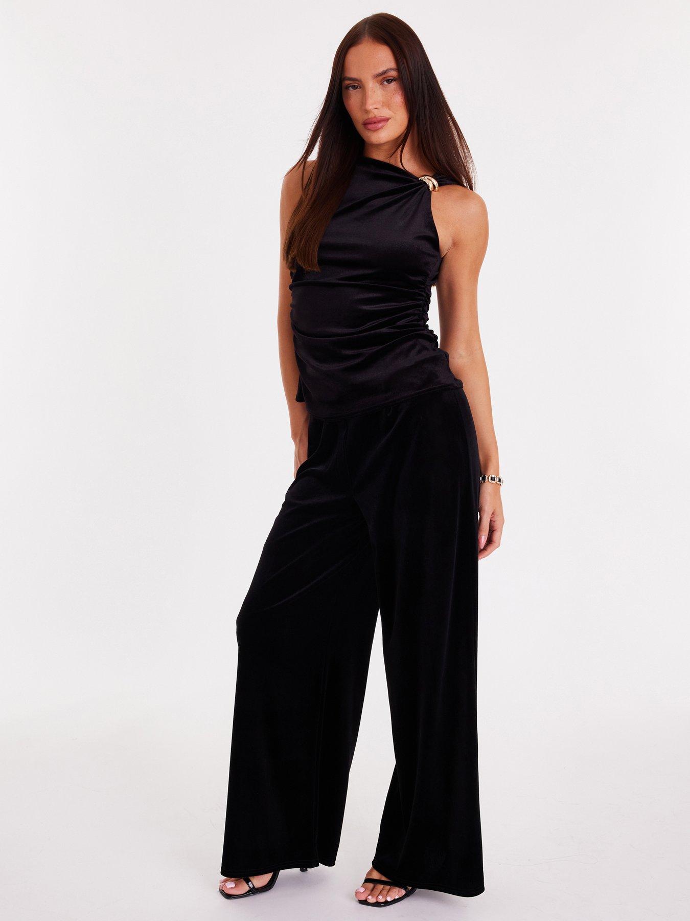 front image of quiz-black-velvet-wide-leg-trousers