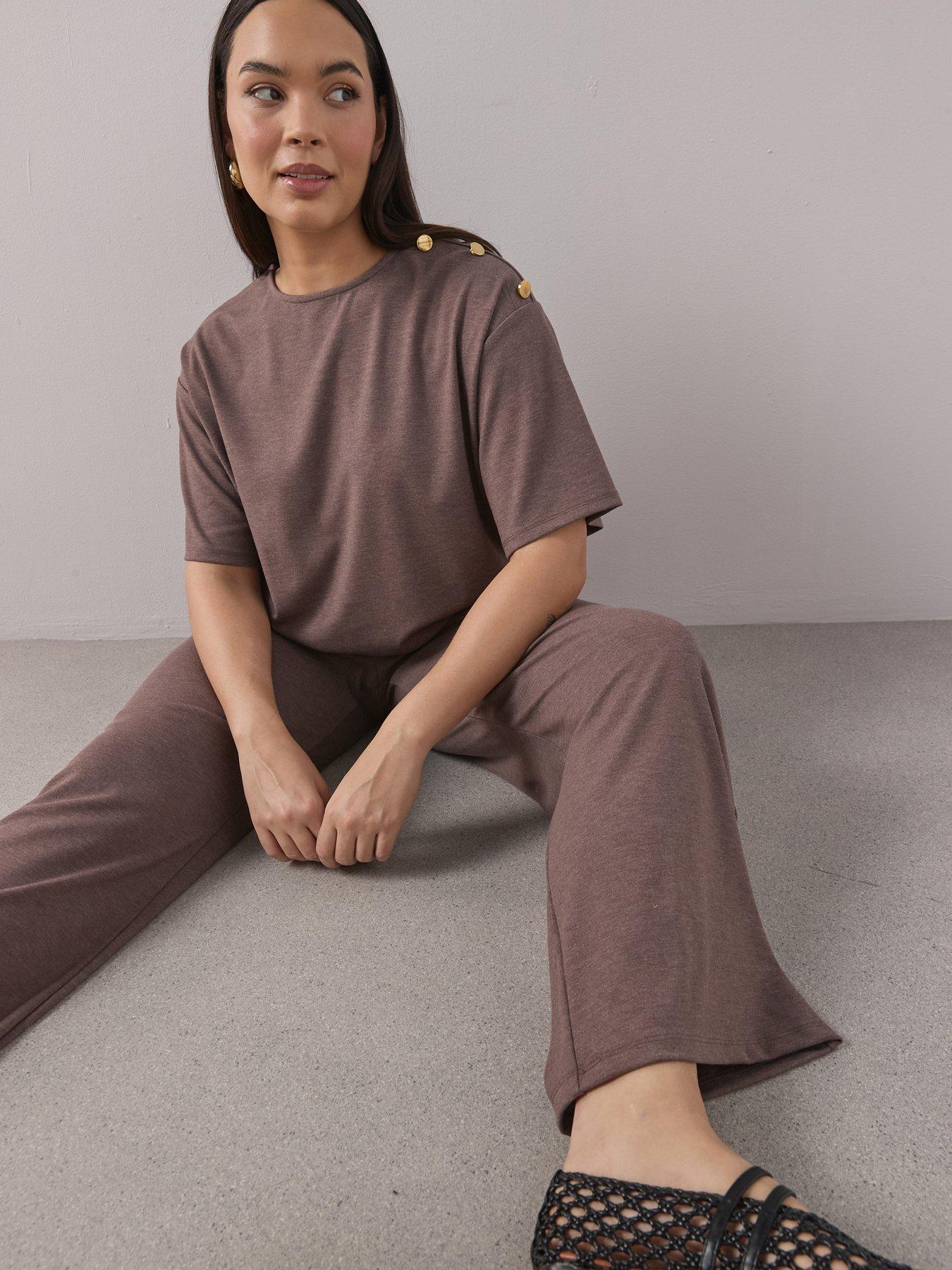 Image 4 of 7 of The Very Collection Curve Stretch Pull On Wide Leg Trouser