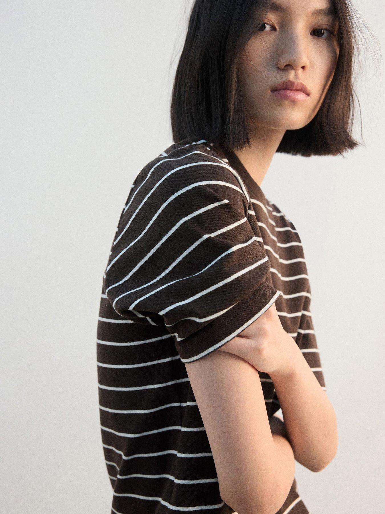  image of mango-striped-cotton-t-shirt-brown