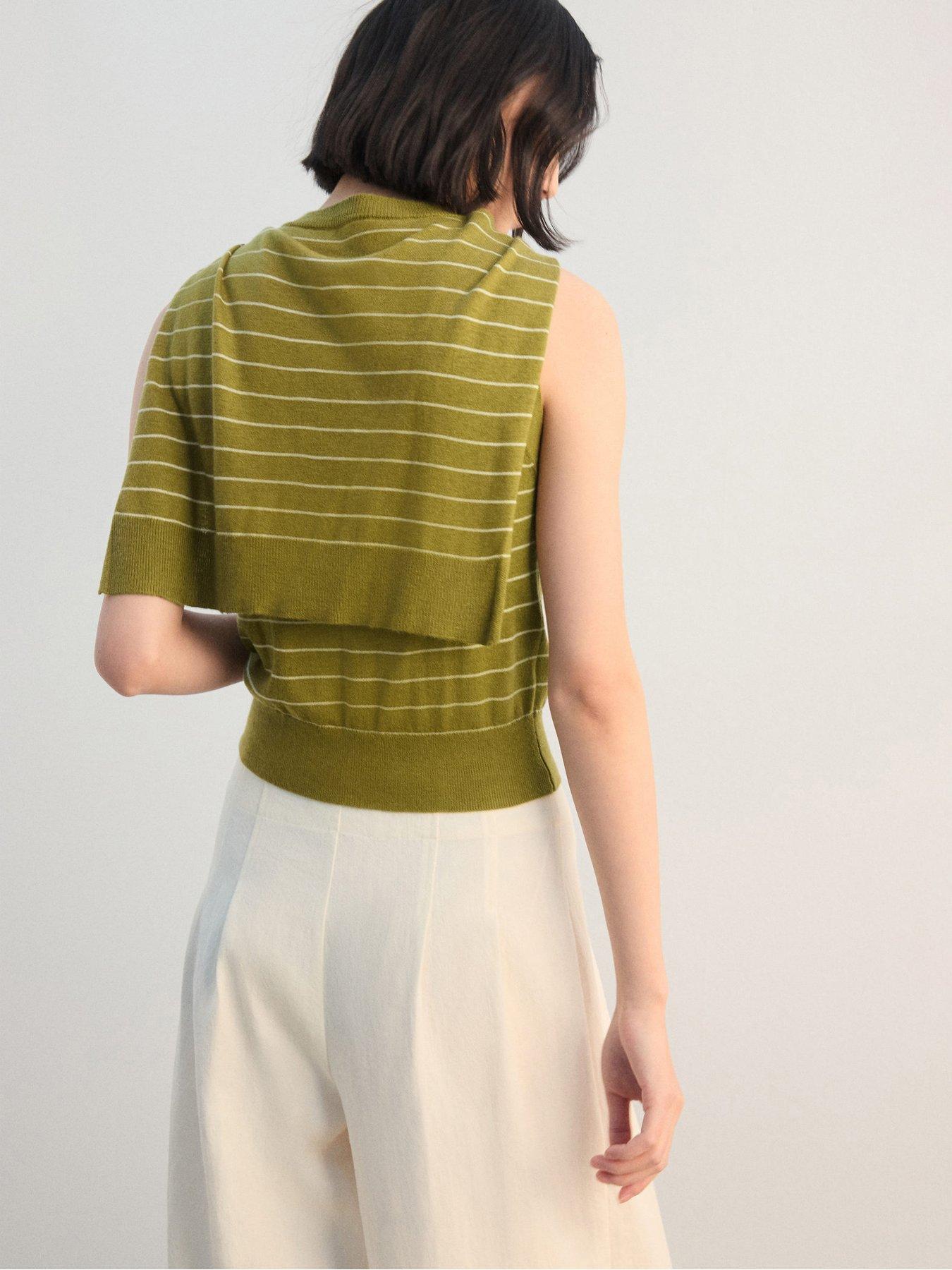 Image 2 of 7 of Mango Jersey-Knit Waistcoat - Green