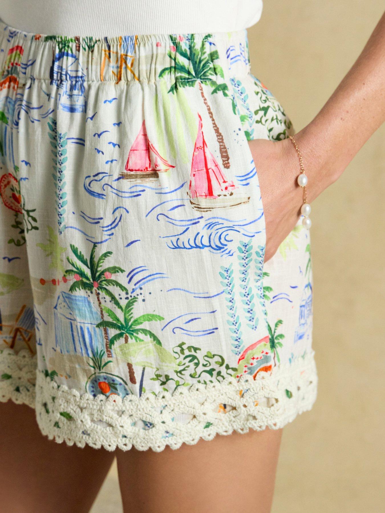Image 6 of 7 of Joules Isobel Shorts - Boat Print
