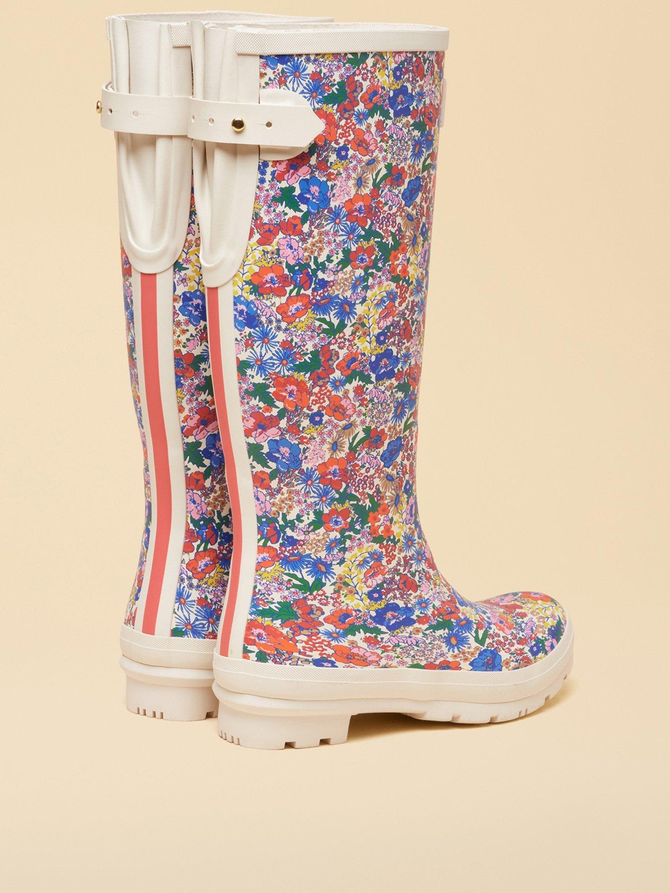 Image 3 of 7 of Joules Welly Print - White Ditsy