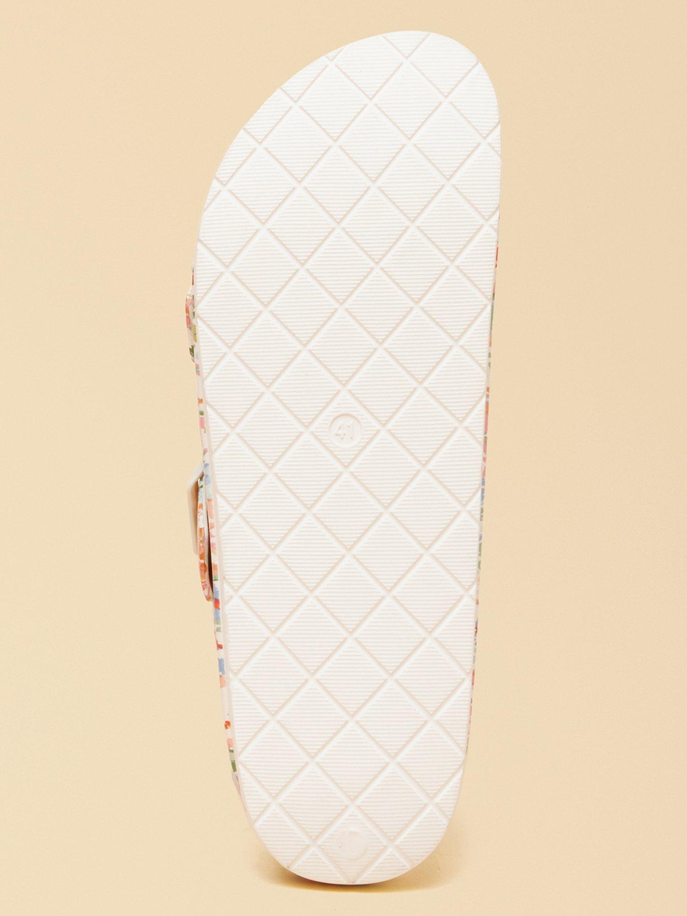 Image 5 of 6 of Joules Sunseeker Ditsy Eva Double Buckle Sliders
