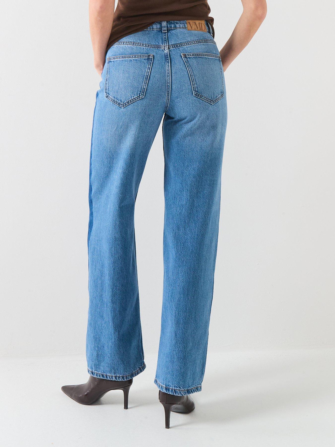 Image 2 of 6 of Vero Moda Straight Leg Jean - Medium Denim