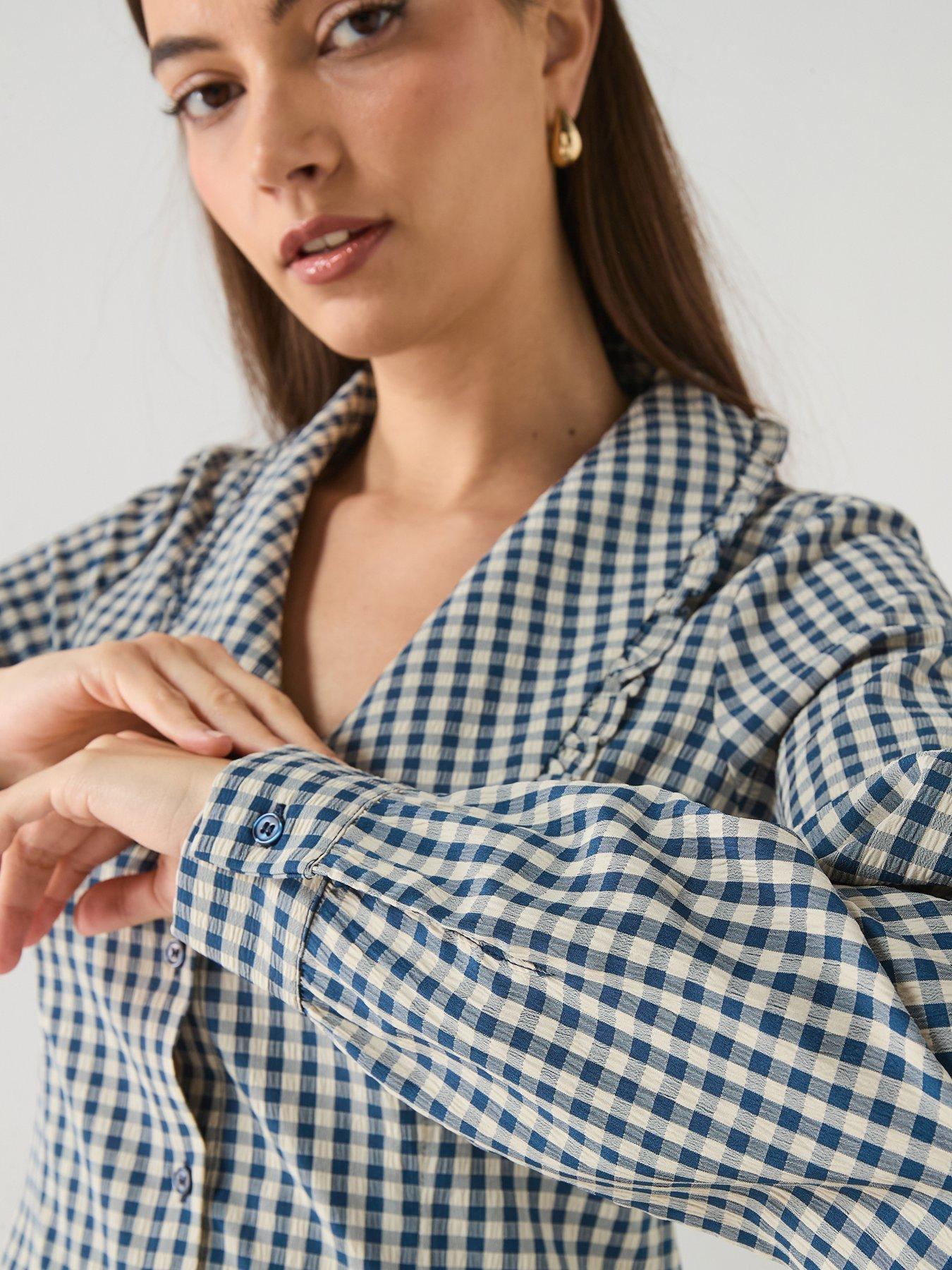 Image 4 of 5 of Vero Moda Silje Long Sleeve Short Dress - Blue