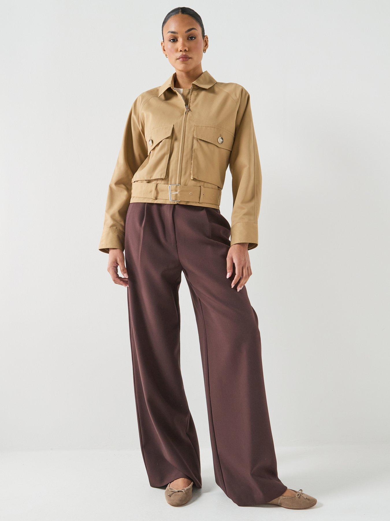 Image 3 of 6 of AWARE Vmsoffycallie Short Zipped Jacket - Kelp