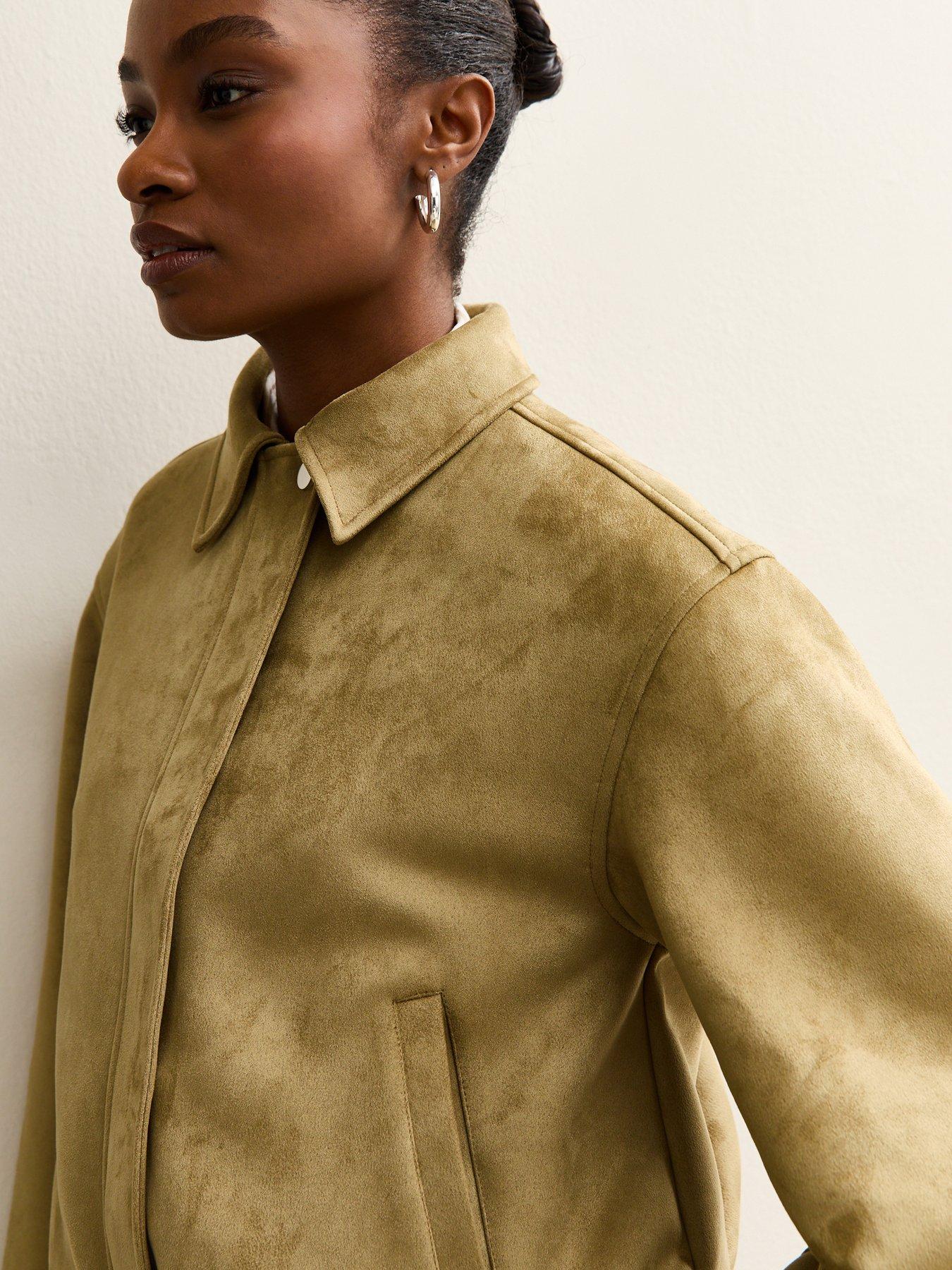 Image 4 of 4 of New Look Faux Suede Bubble Hem - Green