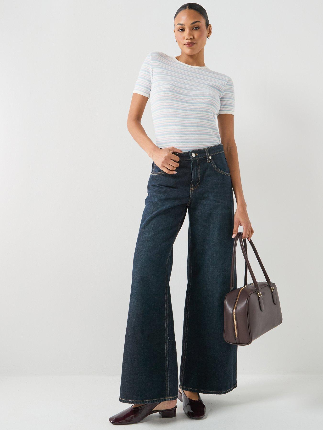 Image 3 of 5 of JDY Jdylada S/s Top Jrs