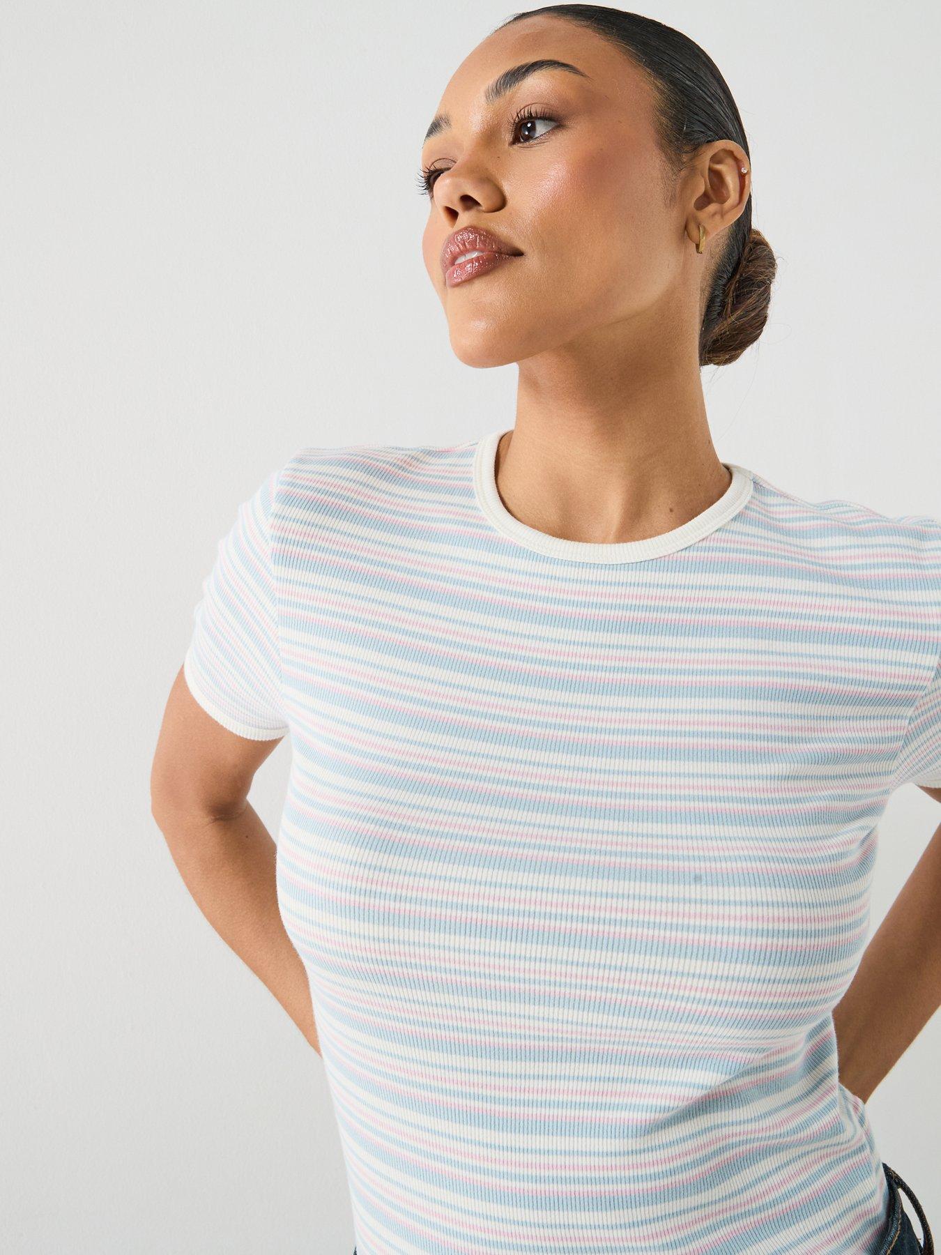 Image 4 of 5 of JDY Jdylada S/s Top Jrs