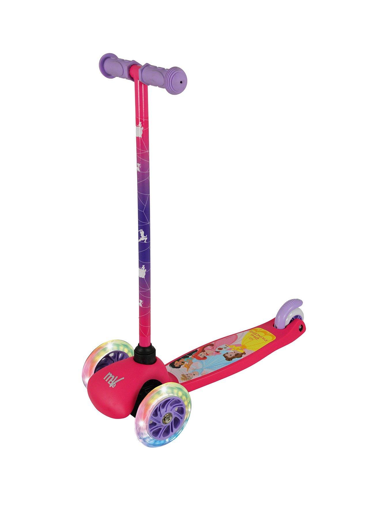 Disney Princess Tilt n Turn Scooter with Light Up Wheels and Stickers