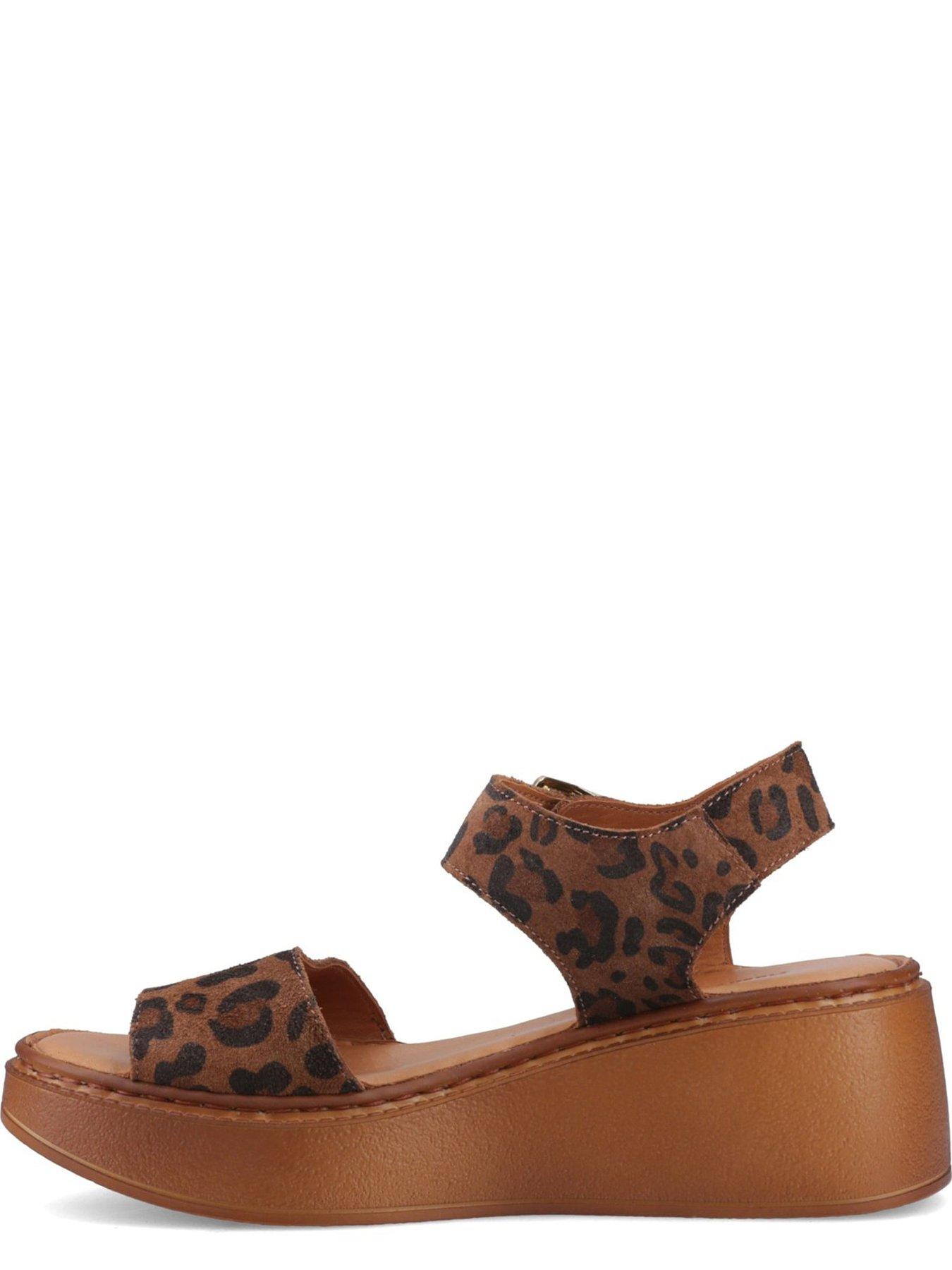Image 4 of 5 of Hush Puppies Beatrix Wedge Sandal-leopard/tan
