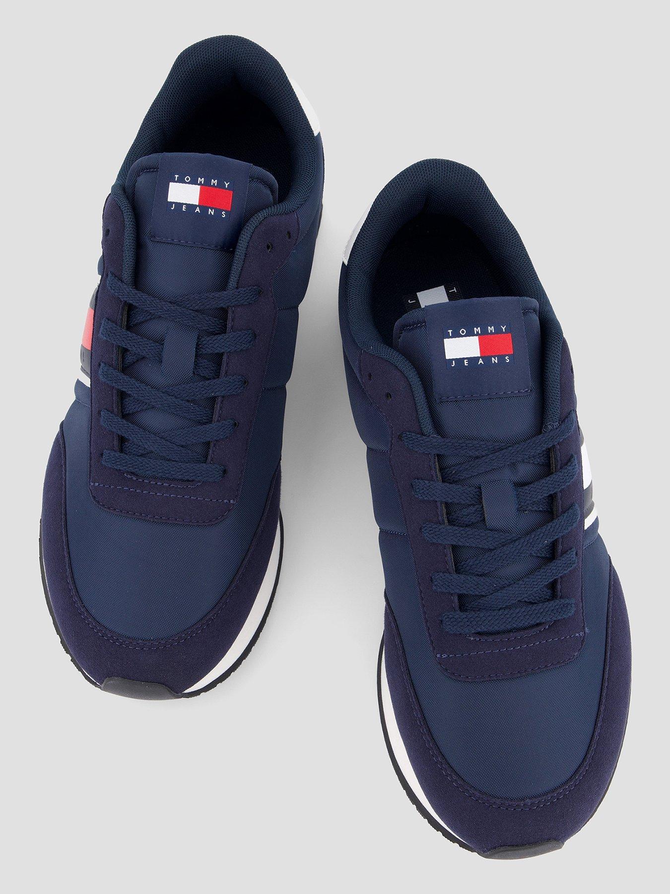 Image 3 of 7 of Tommy Jeans Classic Runner Trainers - Navy
