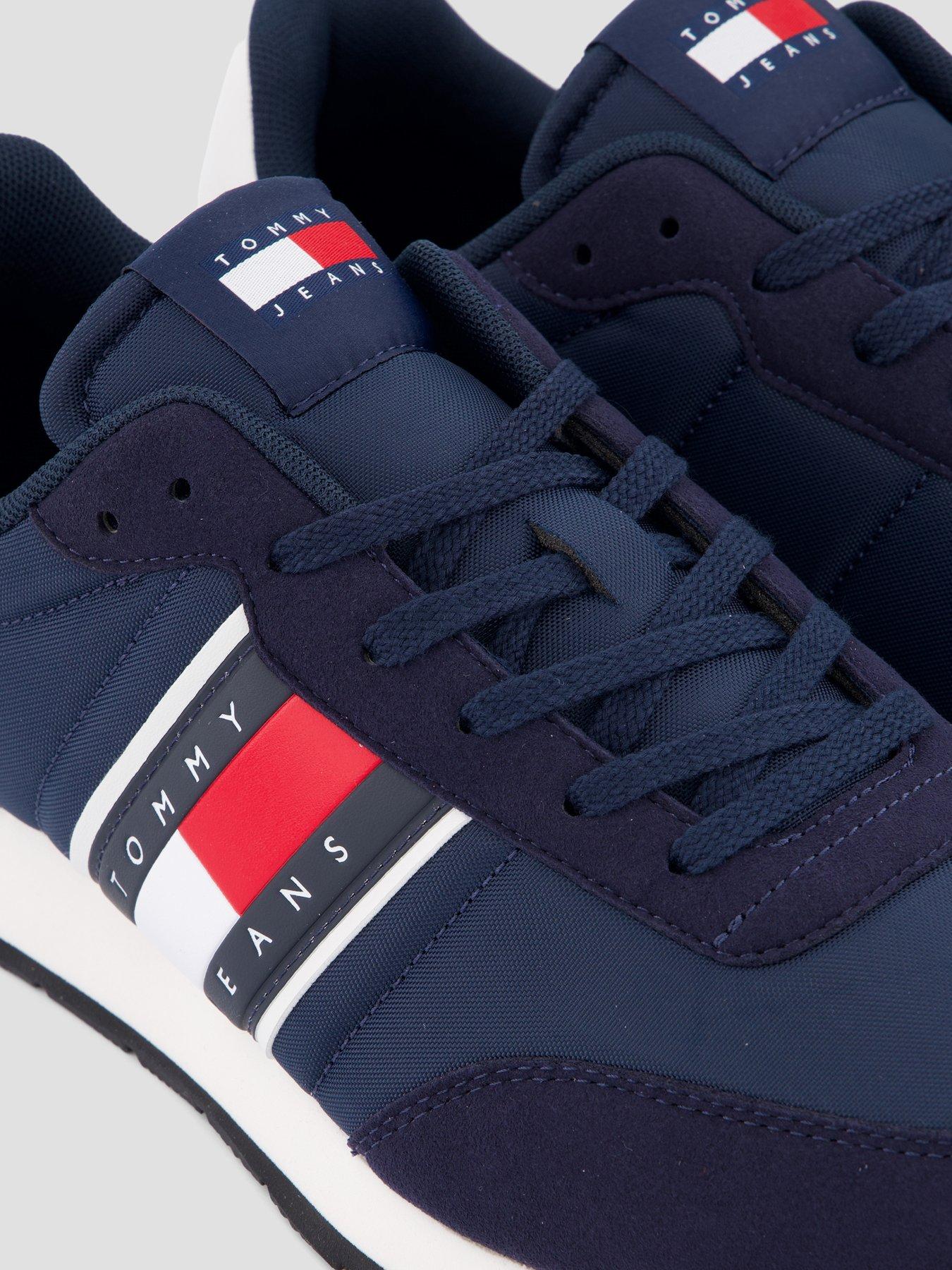 Image 5 of 7 of Tommy Jeans Classic Runner Trainers - Navy