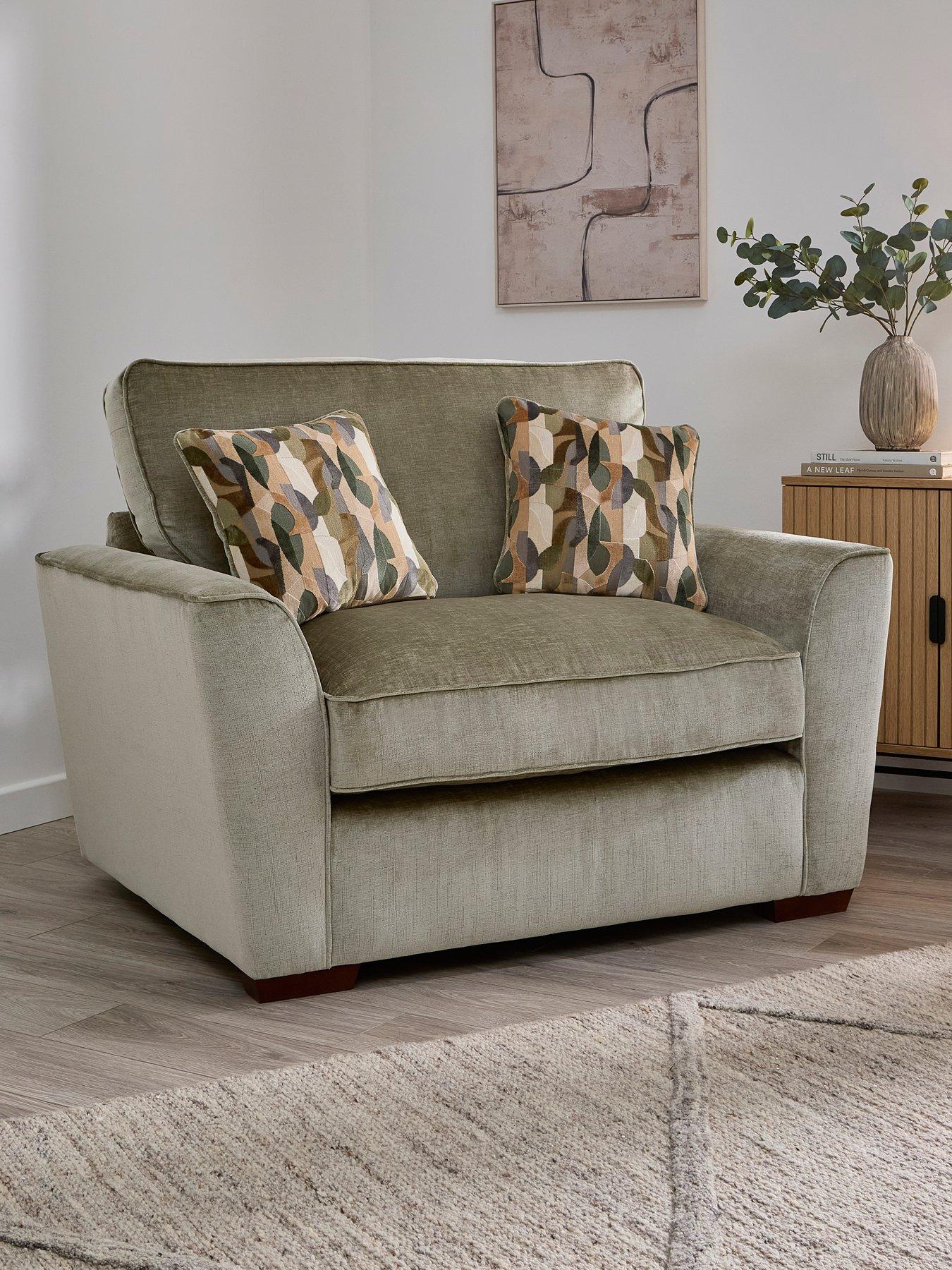 Image 1 of 7 of The Very Collection Clover Snuggle Chair