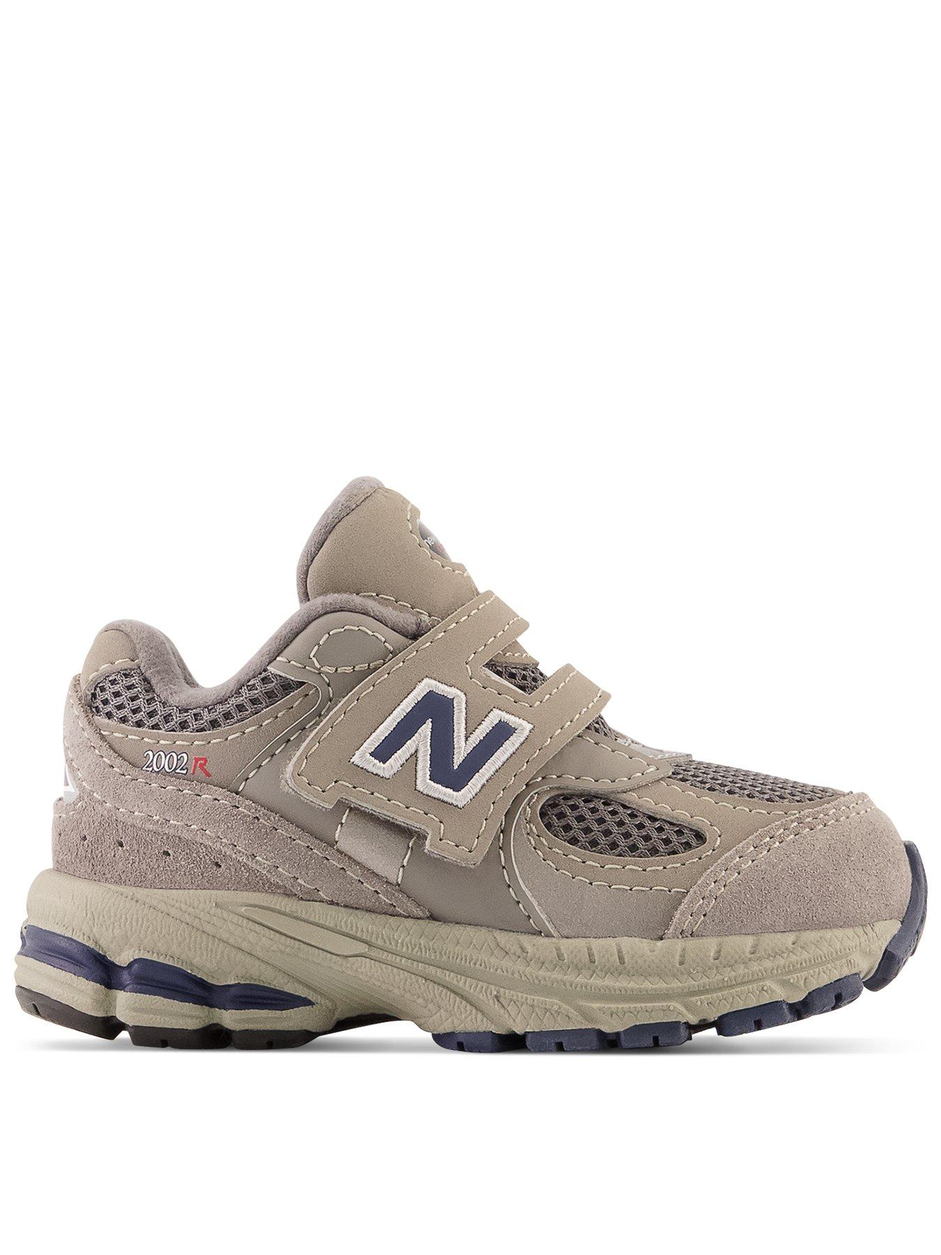  image of new-balance-infant-2002-trainer-grey