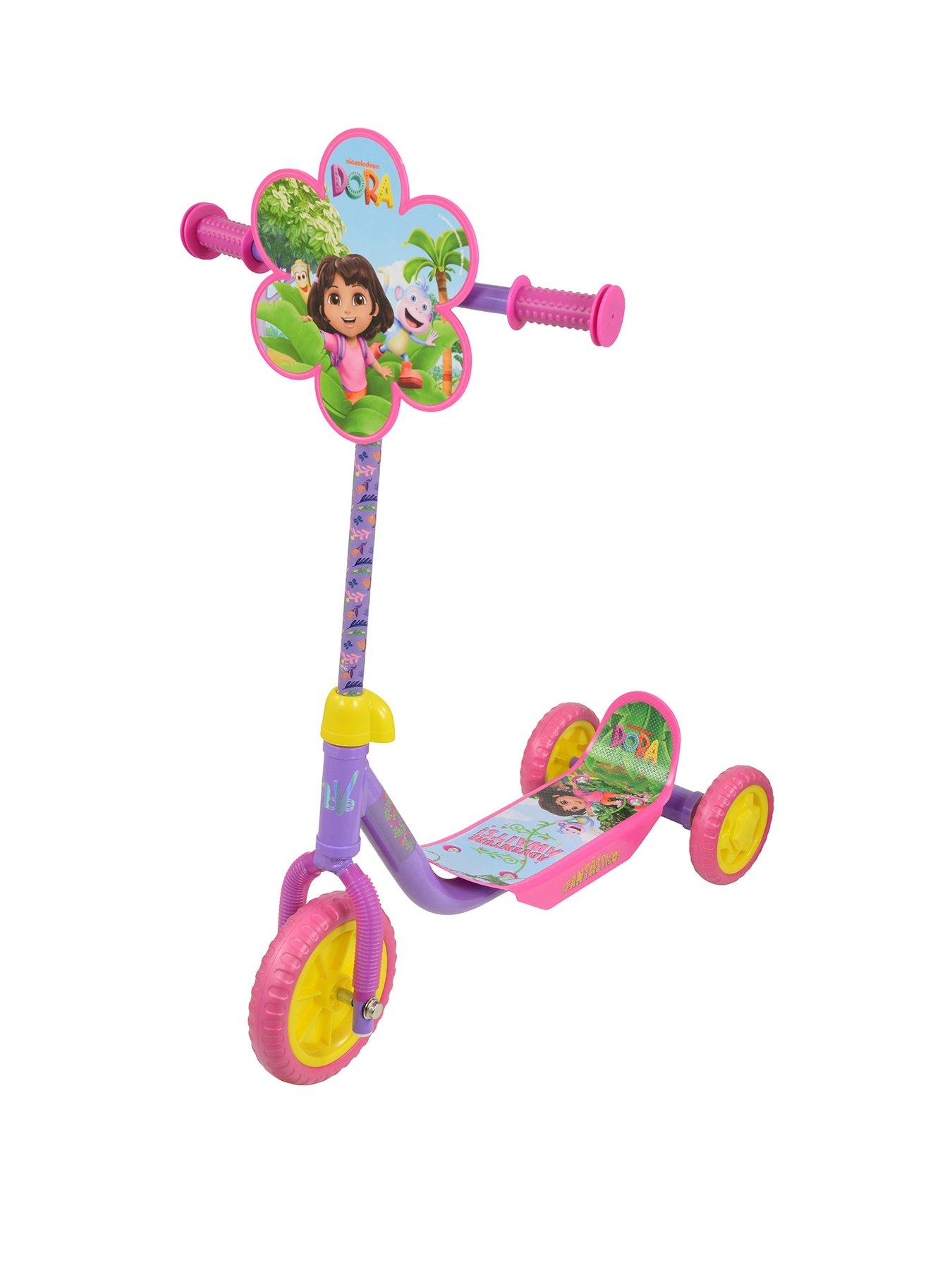 front image of dora-the-explorer-dora-deluxe-tri-scooter