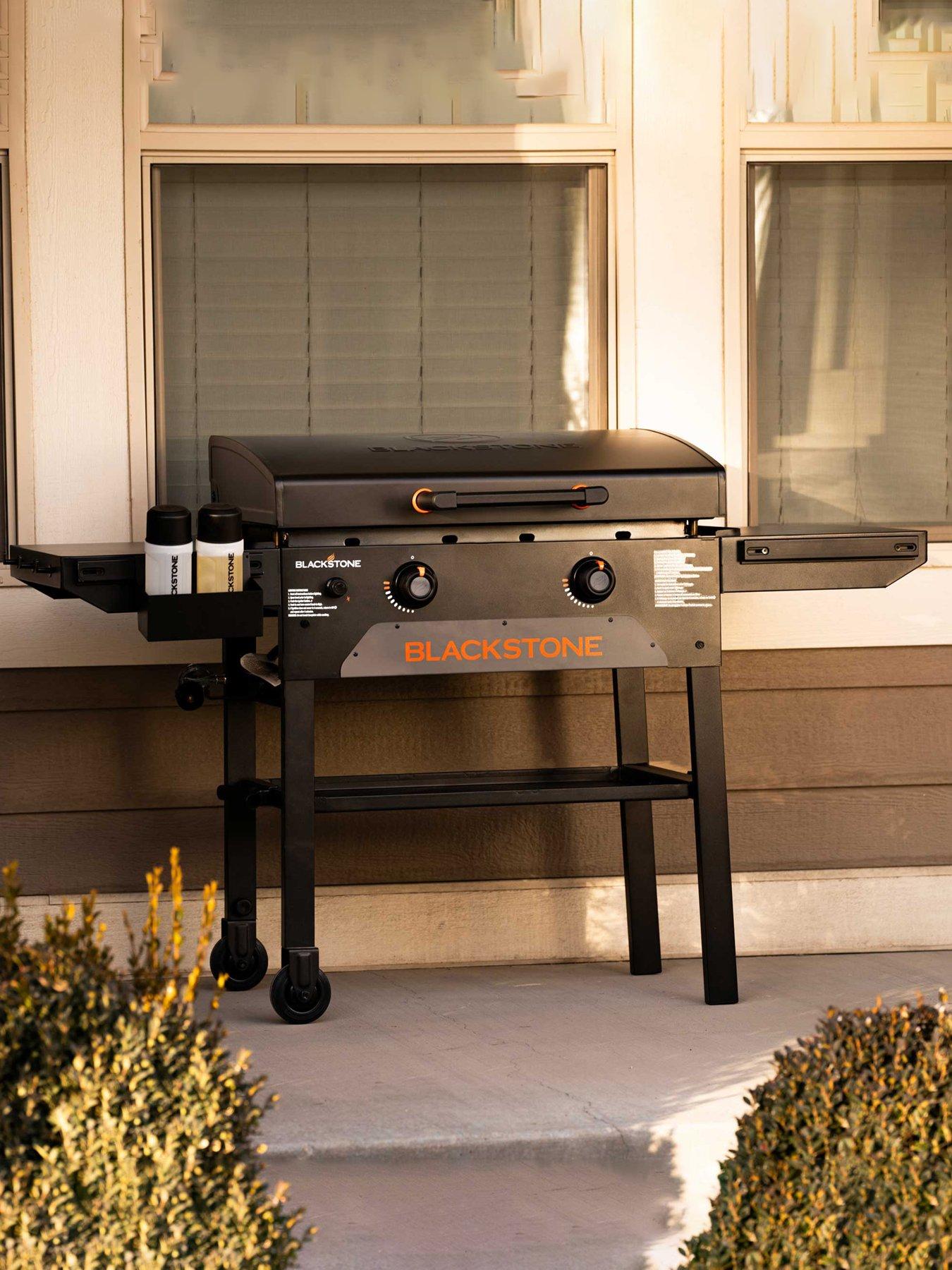 Image 1 of 5 of Blackstone 28in Omnivore Griddle Cooking Station With Hood