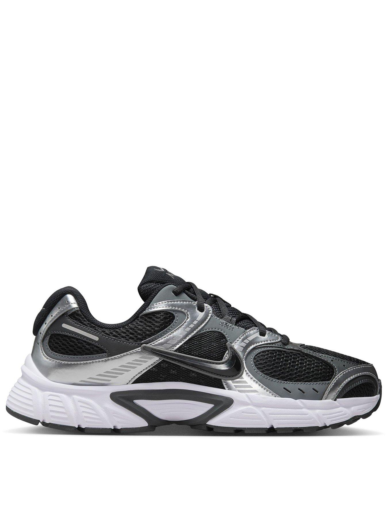 Image 1 of 7 of Nike Mens V5 Rnr Trainers - Black
