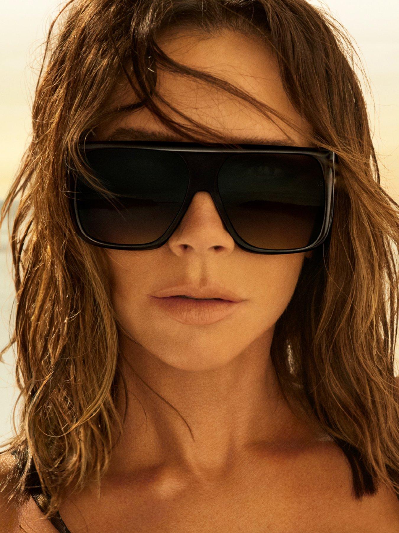 VICTORIA BECKHAM Oversized Bold Sunglasses With Thick Frames- Black