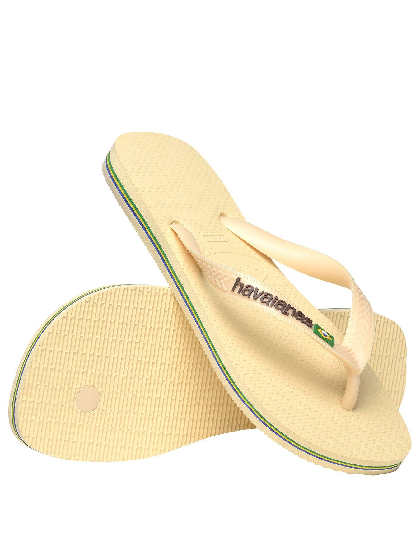 stillFront image of havaianas-brasil-logo-flip-flop