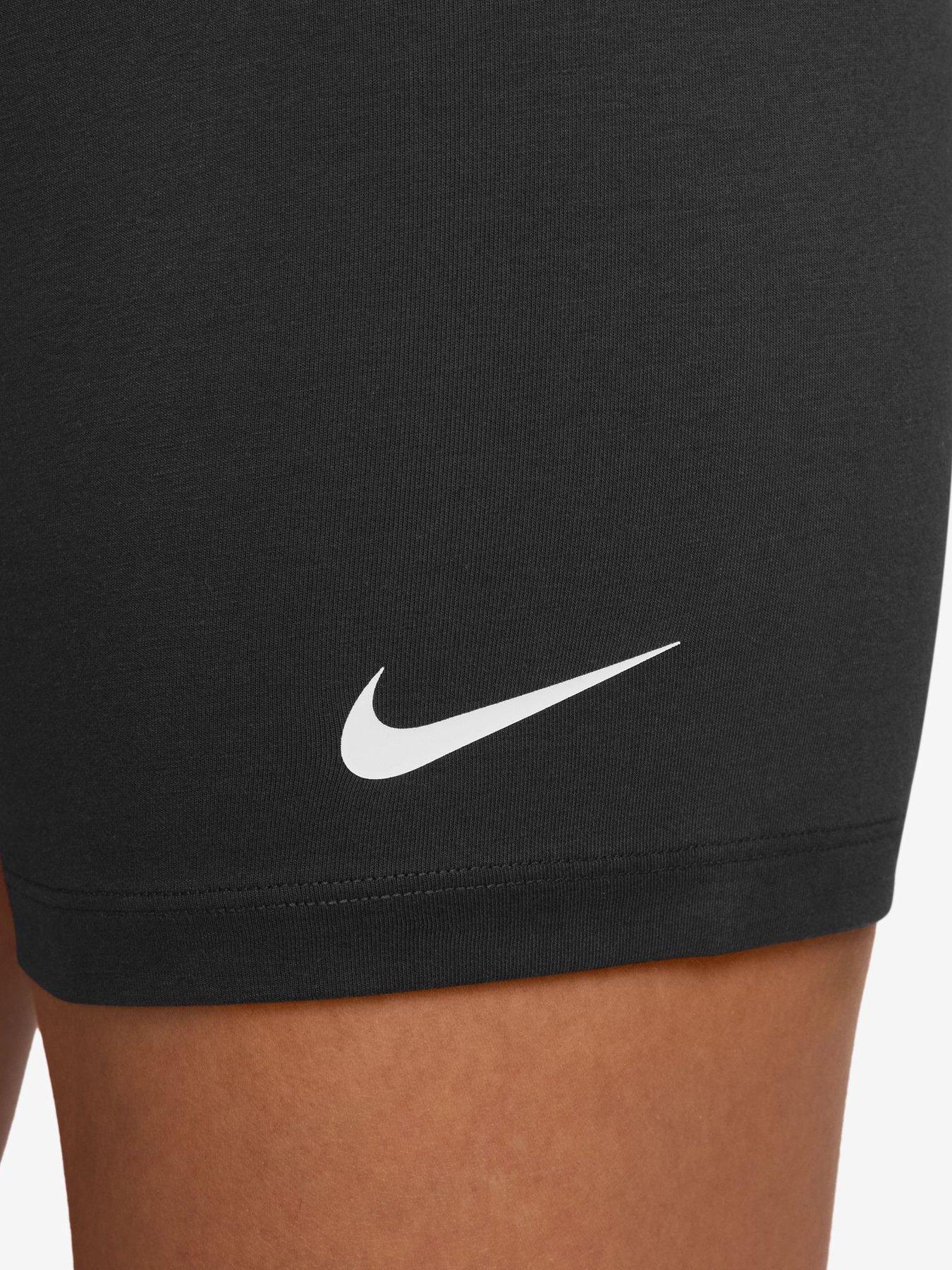 Image 4 of 4 of Nike Womens Sportswear Classic 5" &nbsp;Biker Shorts - Black