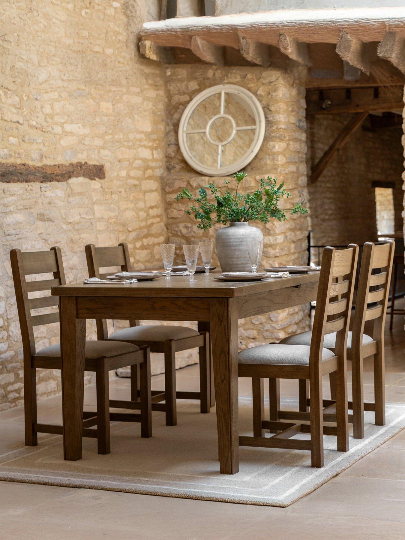Gallery Direct Hardwick Extending Dining Table