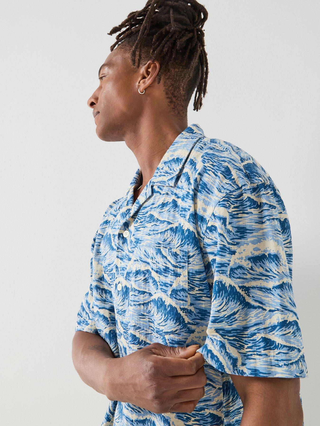 Image 4 of 5 of GANT Relaxed Fit All Over Printed Short Sleeve Shirt - Blue