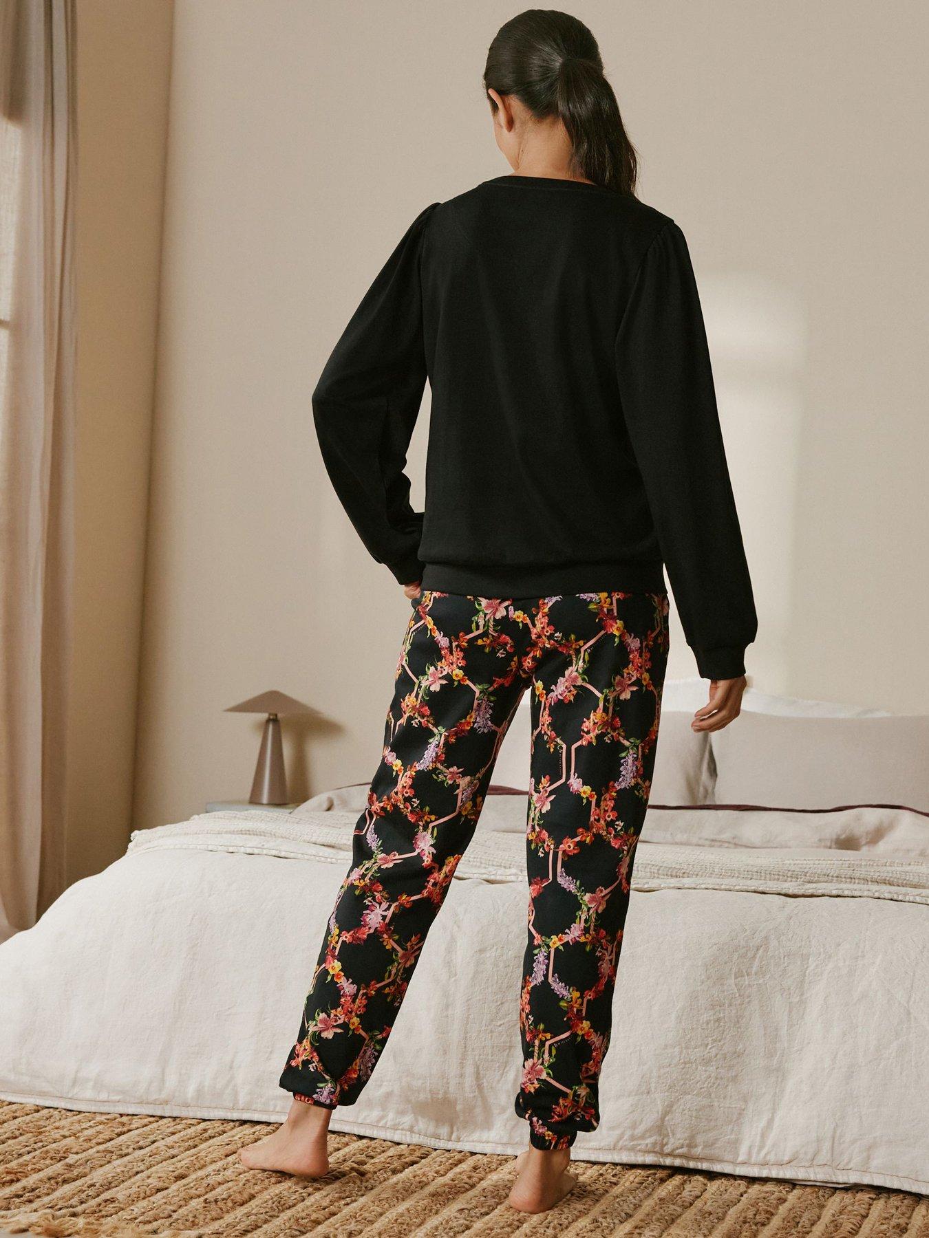 Image 2 of 7 of B By Ted Baker Floral Pyjama Set - Black