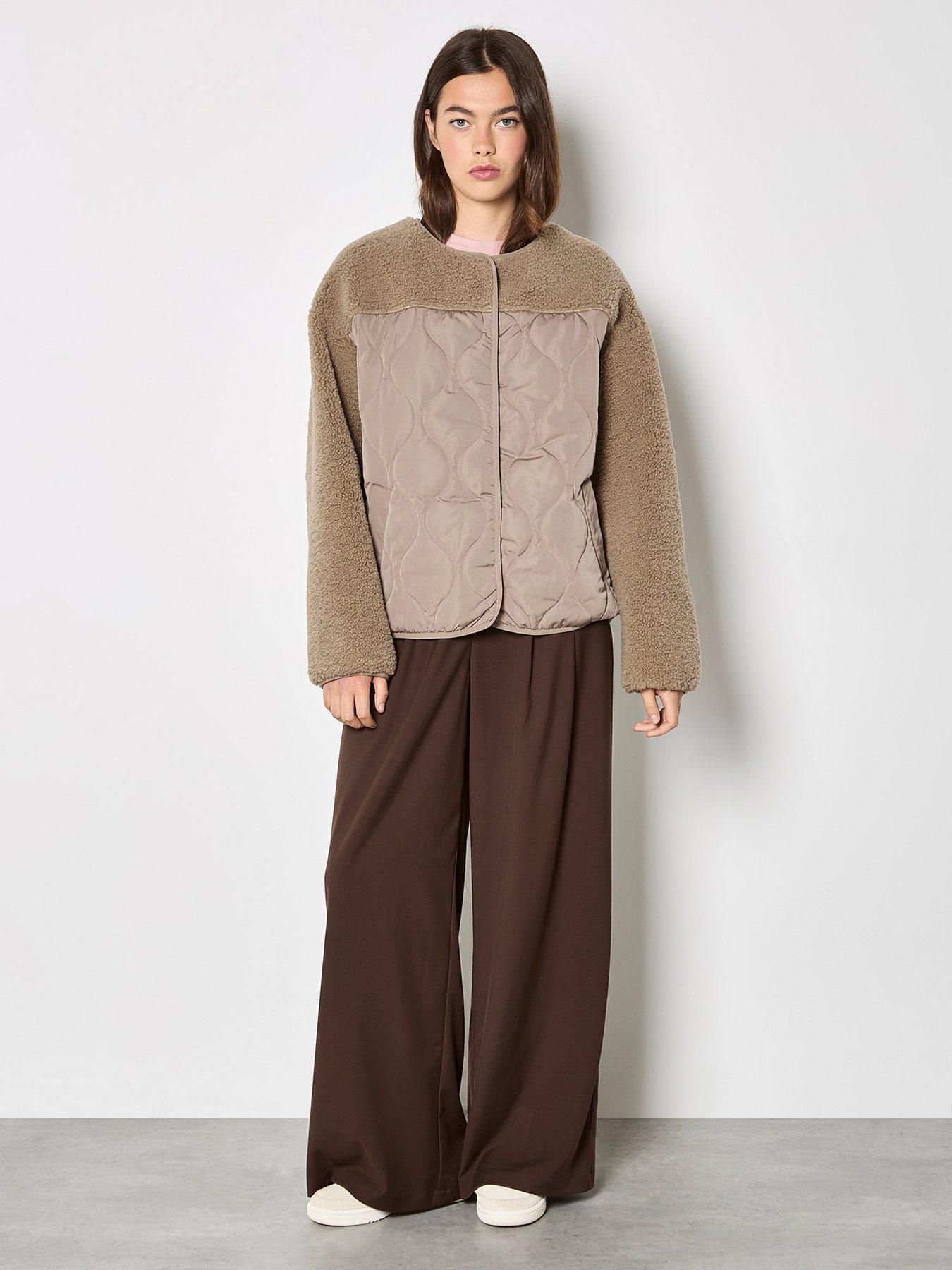 Image 3 of 5 of Apricot Contrast Borg Quilted Jacket