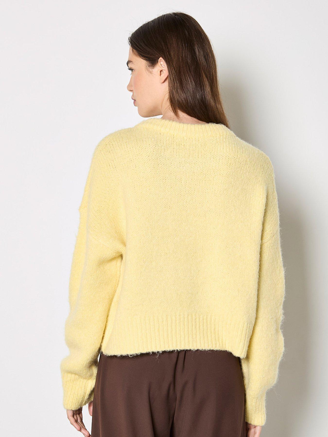 Image 2 of 5 of Apricot Daisy Applique Chunky Knit Jumper