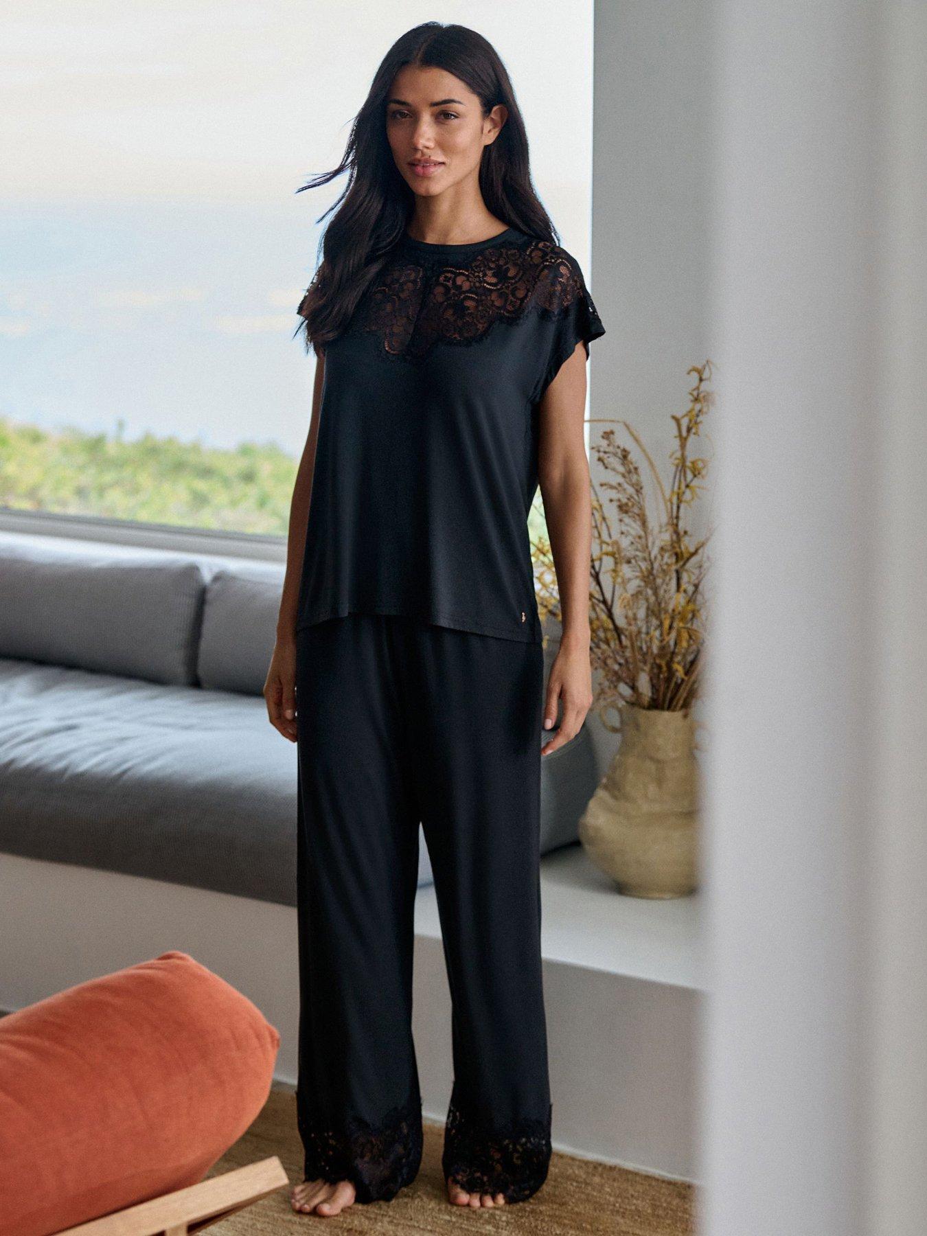 B By Ted Baker Modal T-Shirt And Trouser Pyjama Set - Black