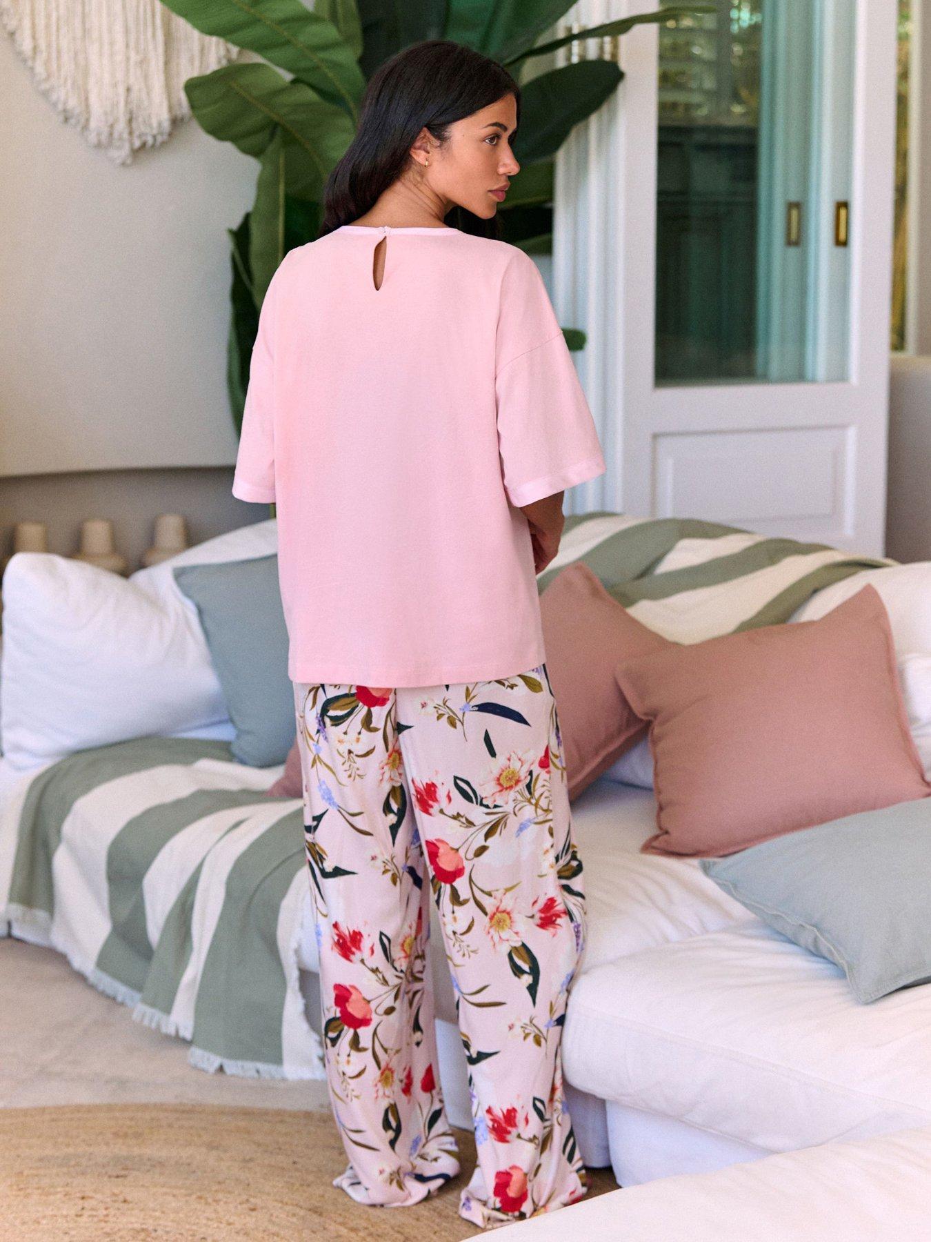Image 2 of 5 of B By Ted Baker Graphic Pyjama Set - Pink Multi