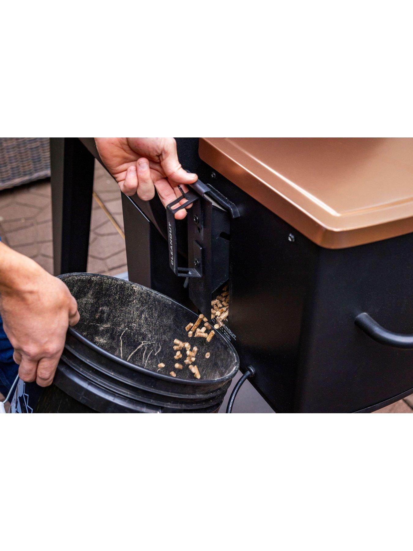 Image 6 of 7 of Pit Boss Onyx Classic 700 Wood Pellet Grill