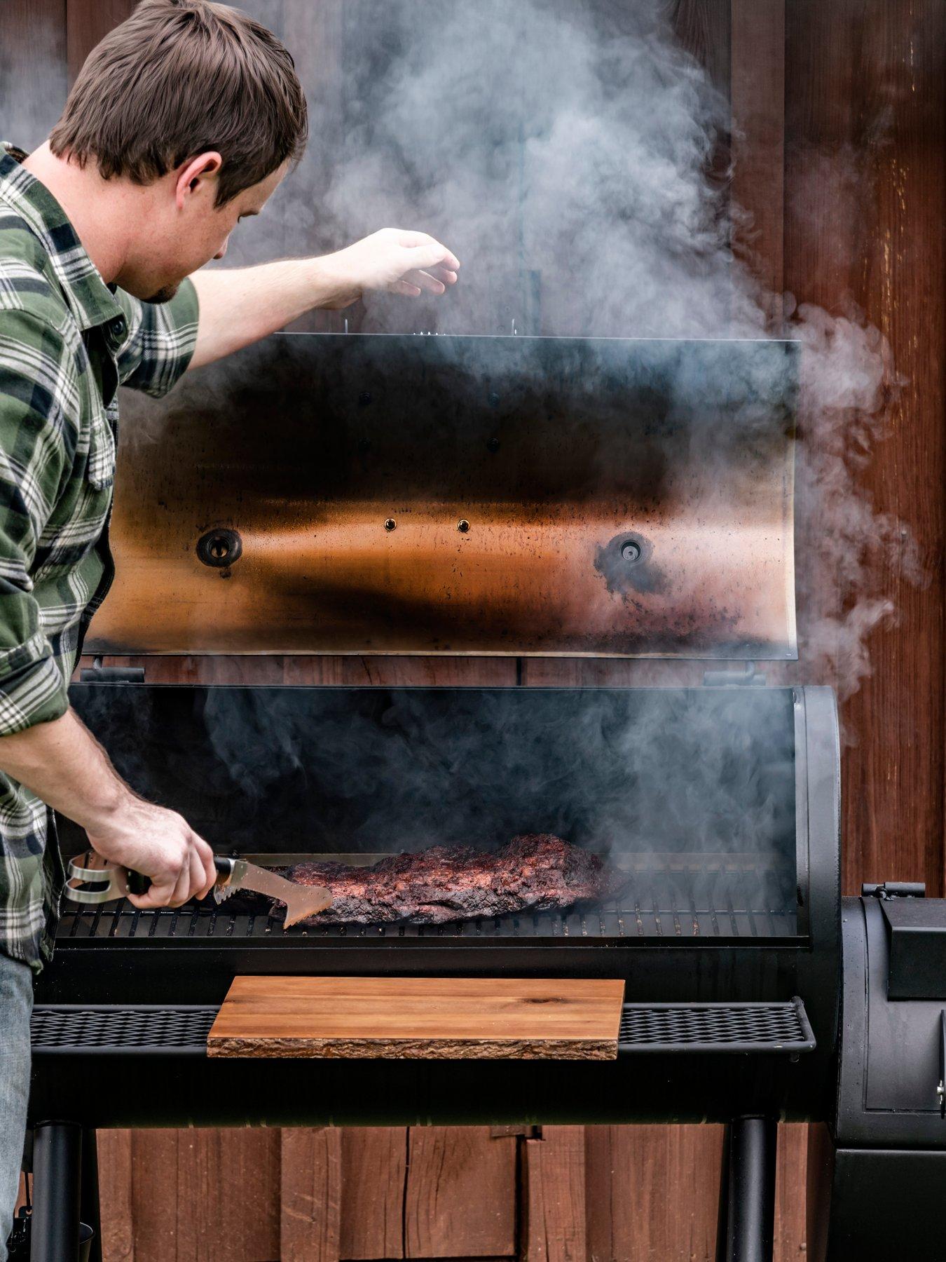 Oklahoma Joe Highland Charcoal Smoker BBQ