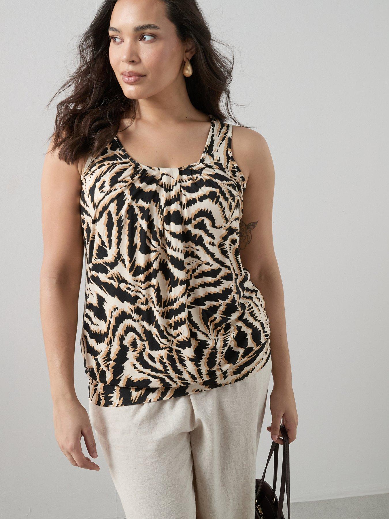 The Very Collection Curve Banded Hem Vest - Print
