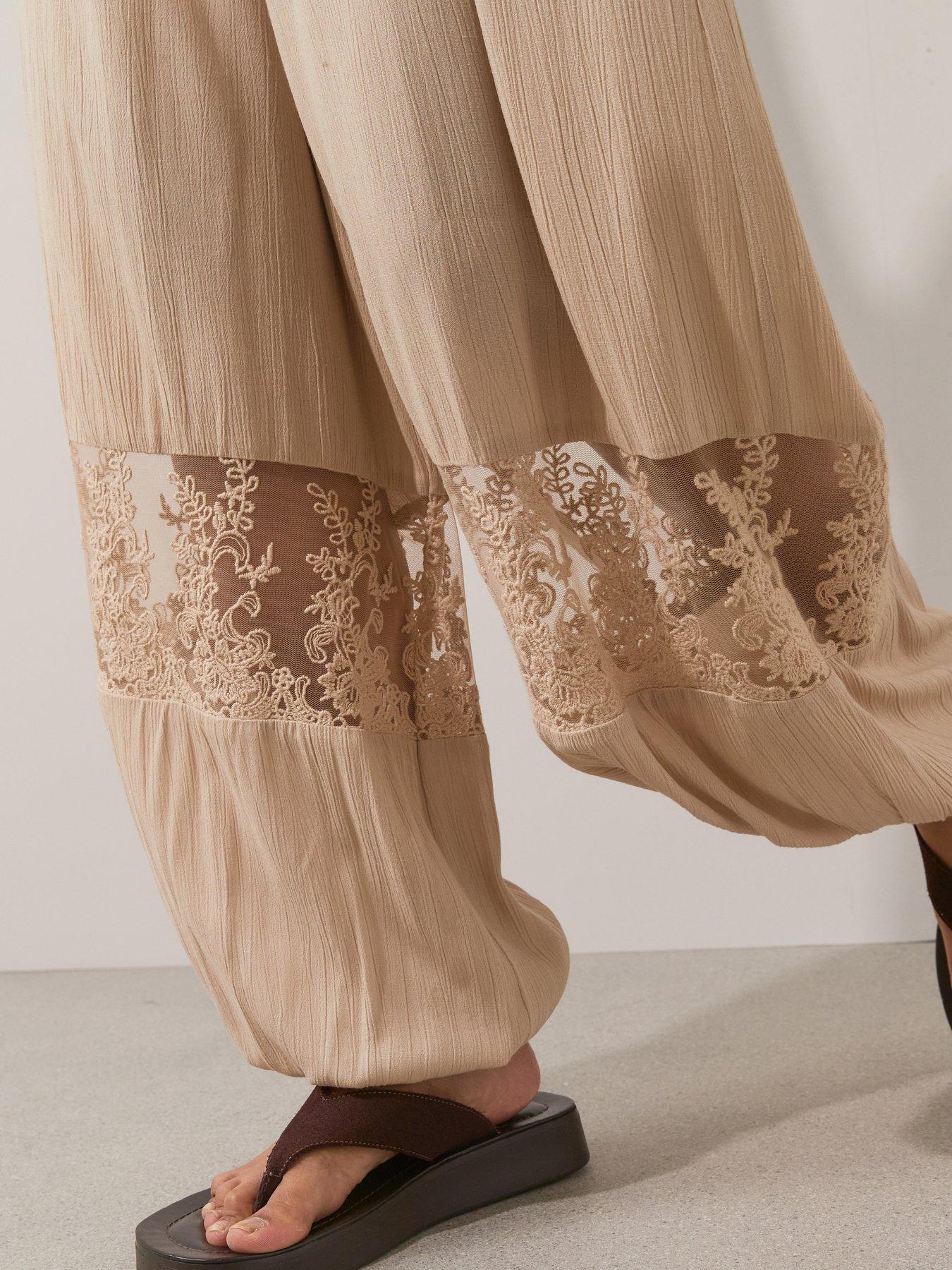 Image 5 of 6 of The Very Collection Balloon Hem Beach Trousers - Cream