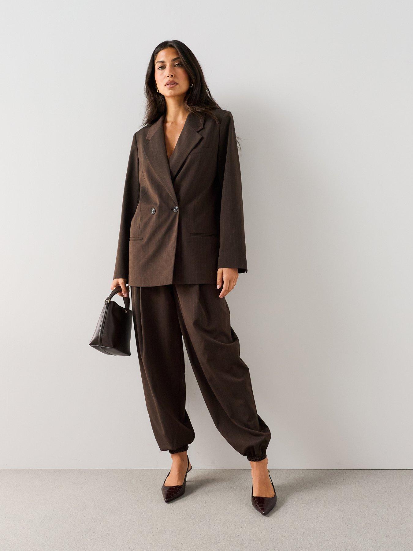 The Very Collection Women's Pinstripe Balloon Tailored Joggers - Brown