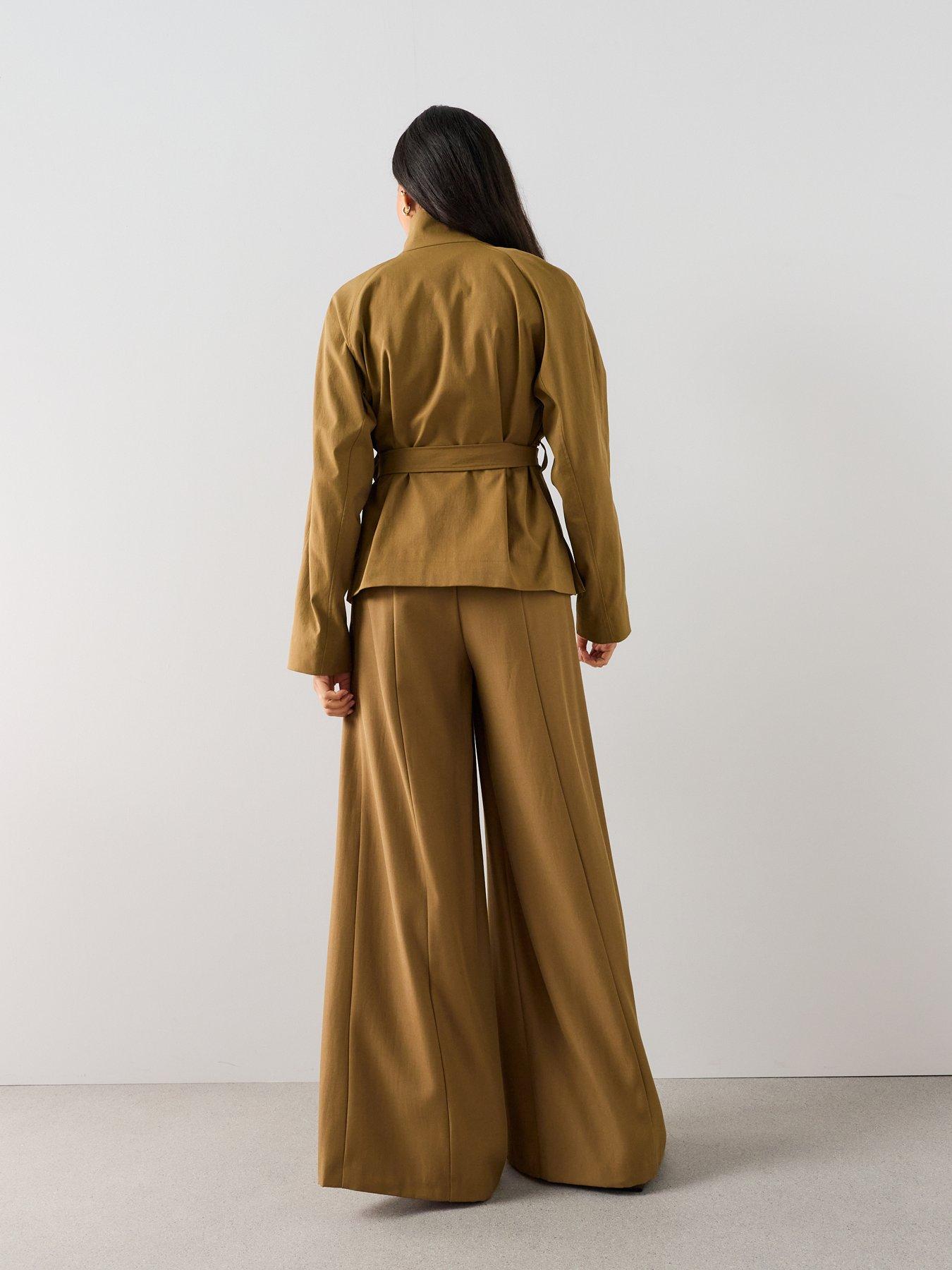 Image 4 of 7 of The Very Collection Women's Ultra Wide Leg Waistband Detail Trousers - Mustard