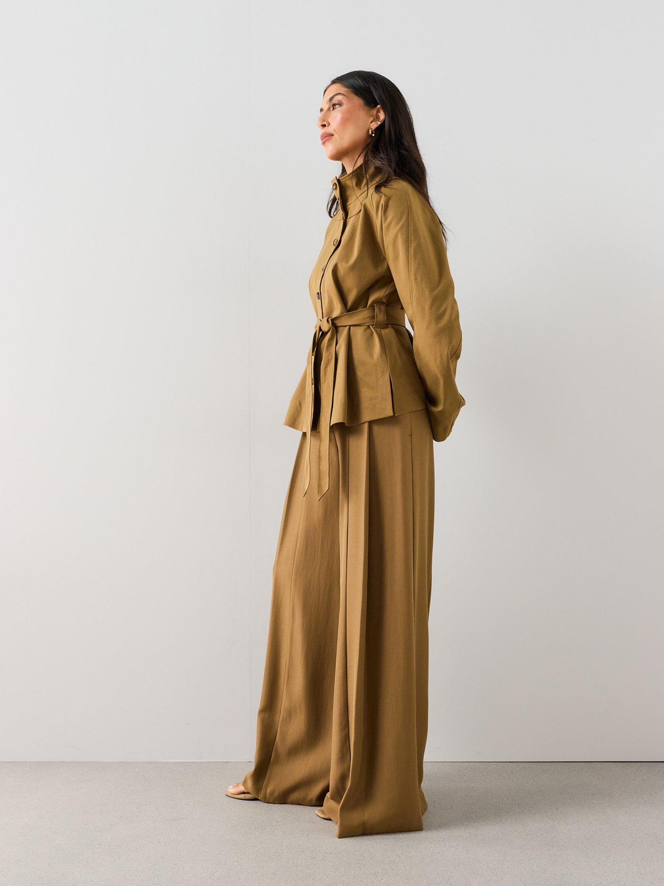 Image 6 of 7 of The Very Collection Women's Ultra Wide Leg Waistband Detail Trousers - Mustard