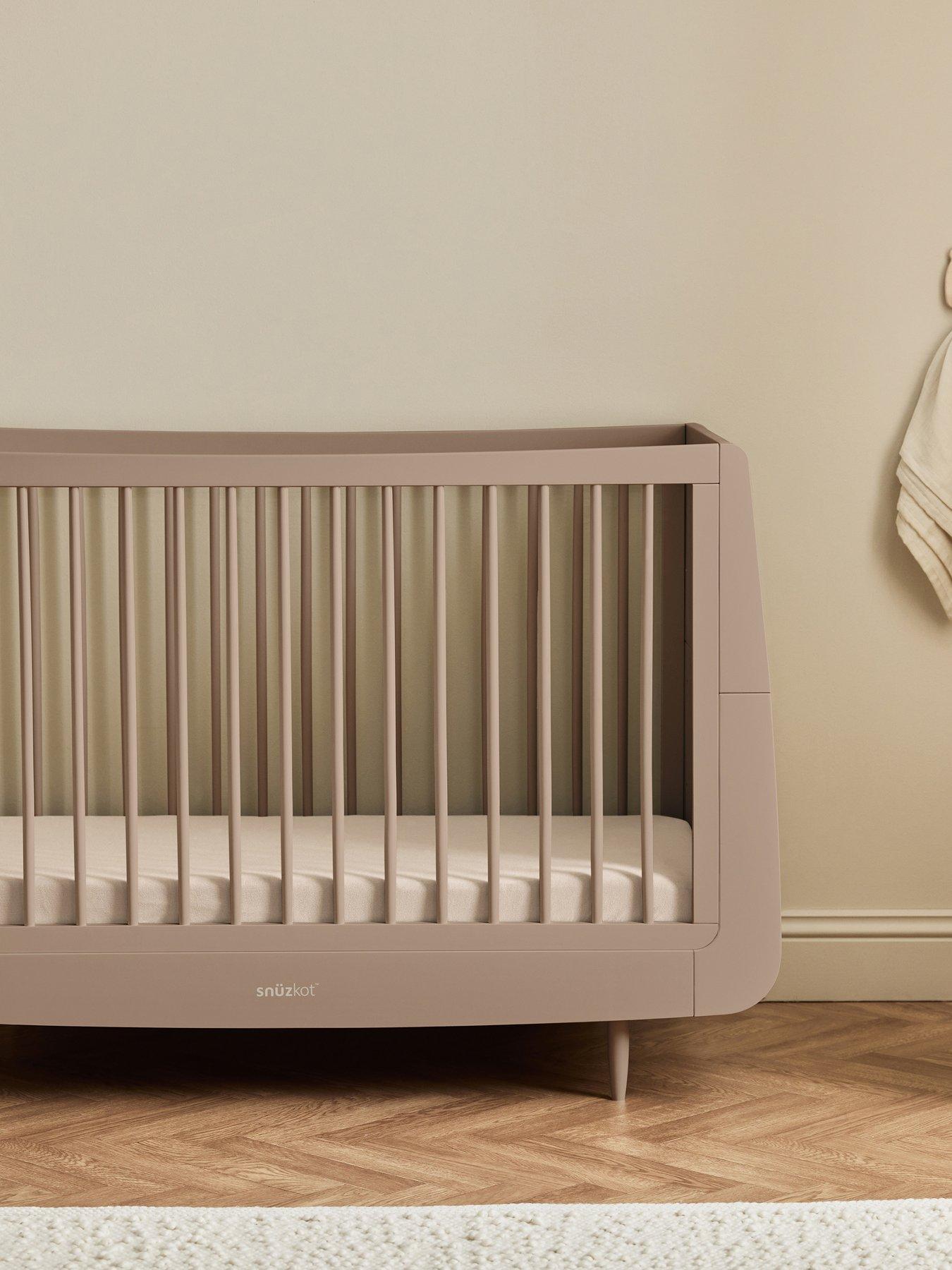 snuz-snuzkot-skandi-cot-bed-mocha