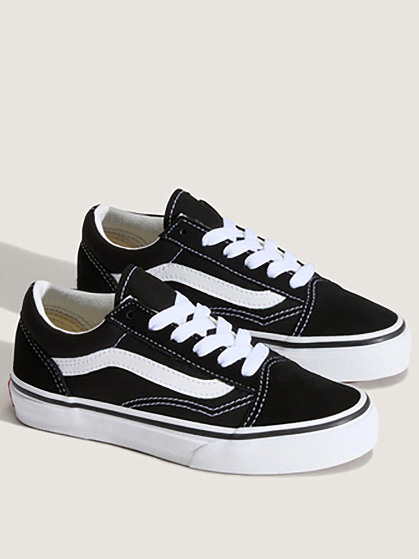 stillFront image of vans-kids-old-skool-black