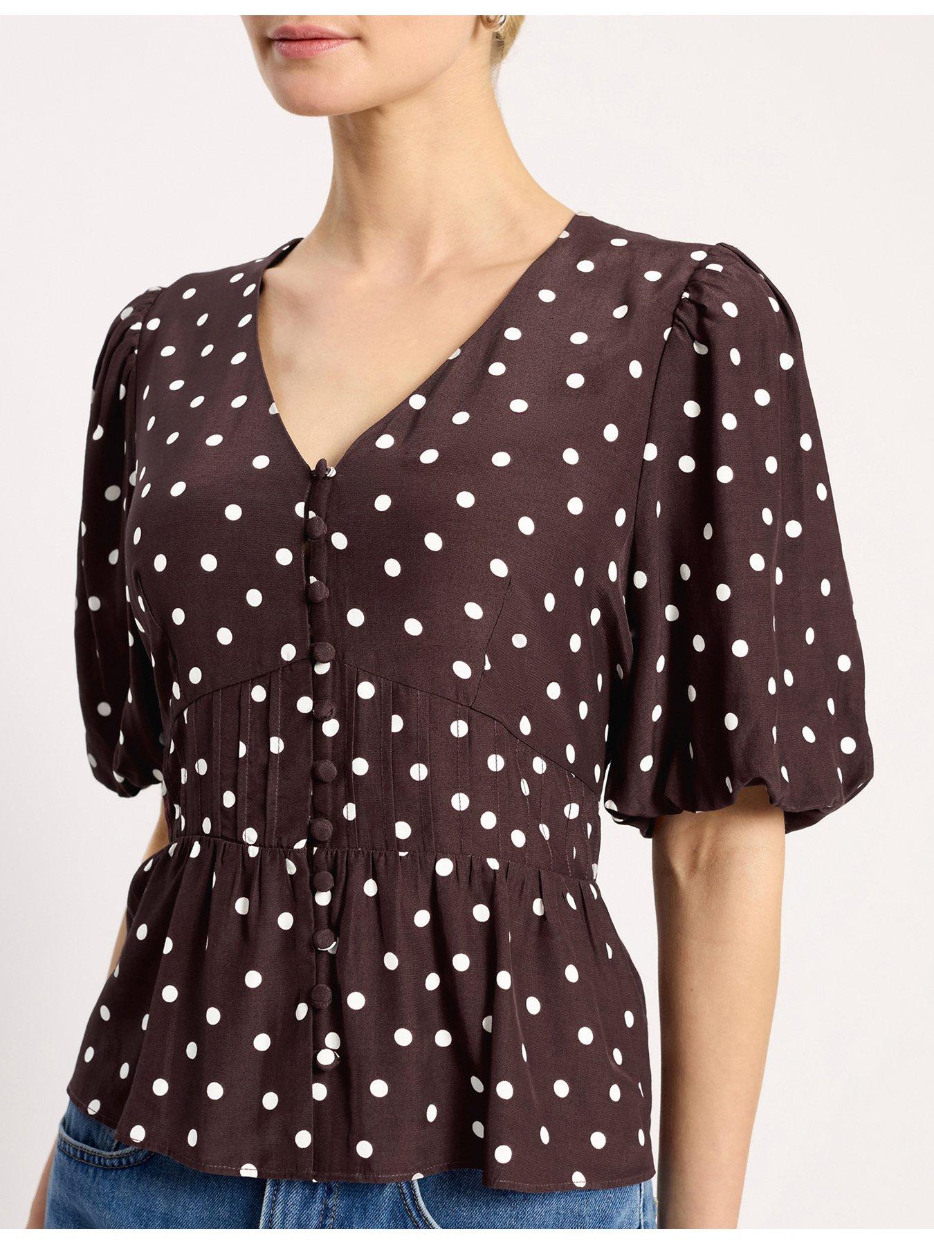 Image 3 of 5 of Albaray Spot Print V-Neck Top - Chocolate