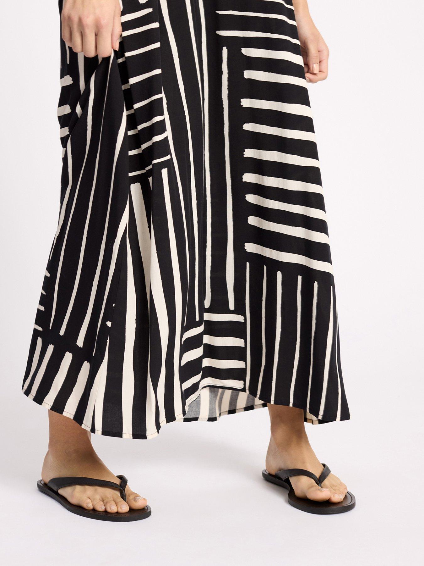 Image 4 of 6 of Albaray Iconic Patchwork Stripe Dress - Black/Cream