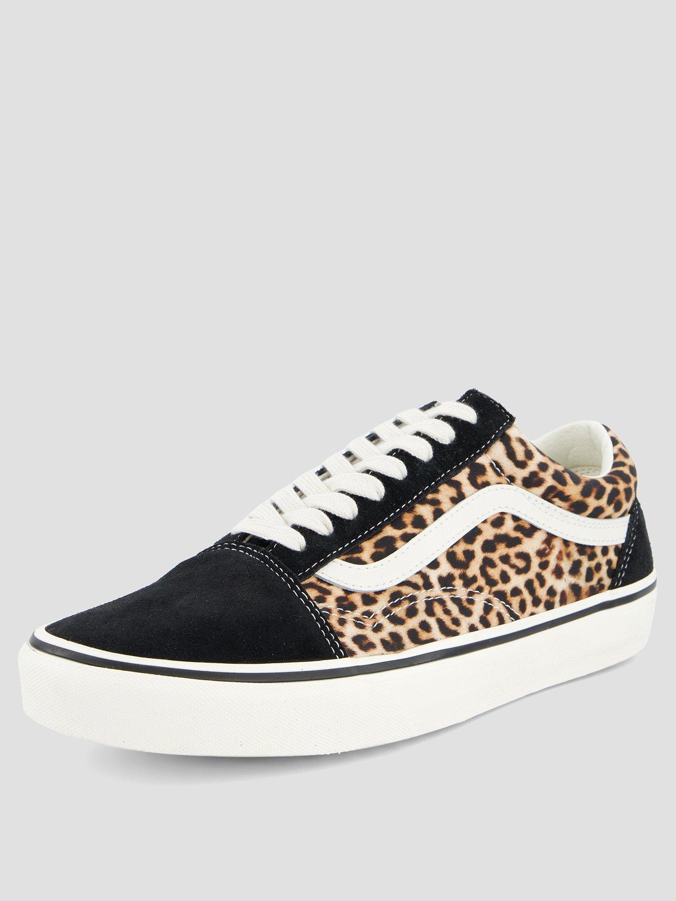 stillFront image of vans-unisex-old-skool-blackleopard-black
