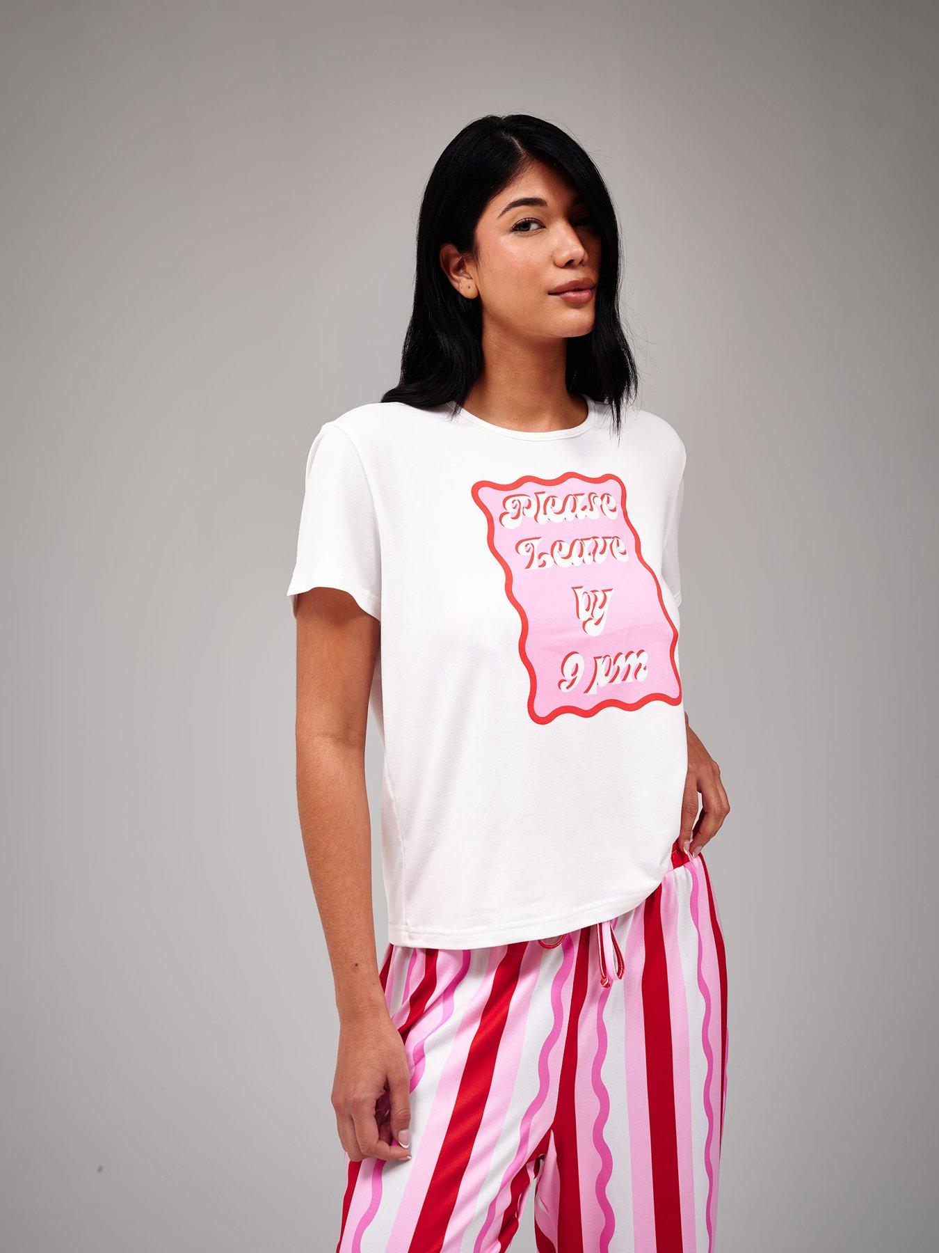 Image 2 of 4 of Loungeable Please Leave Printed Tee PJ Set - Pink