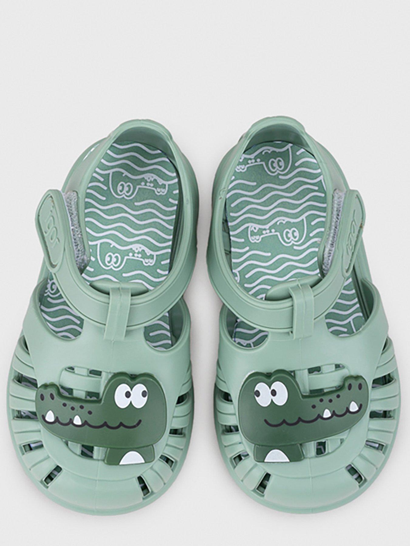  image of igor-tobby-croco-sandal-green